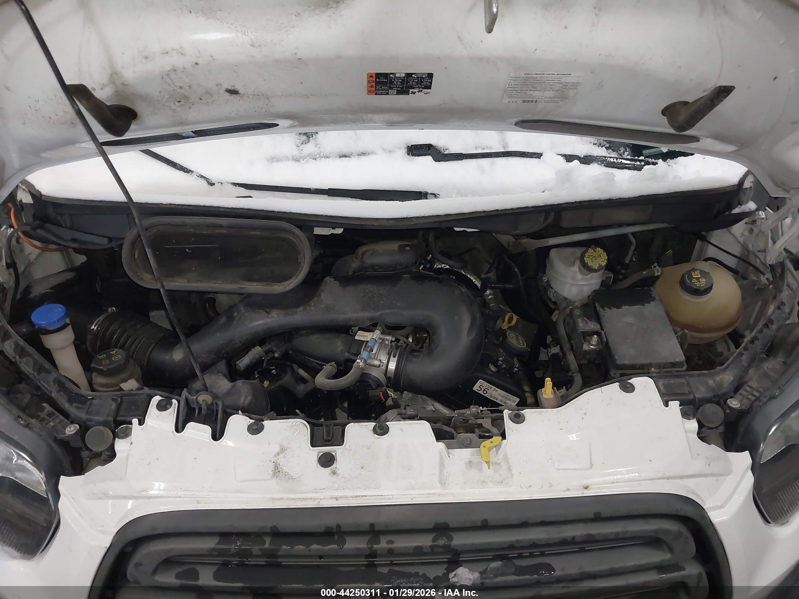 FORD TRANSIT-350 image 10
