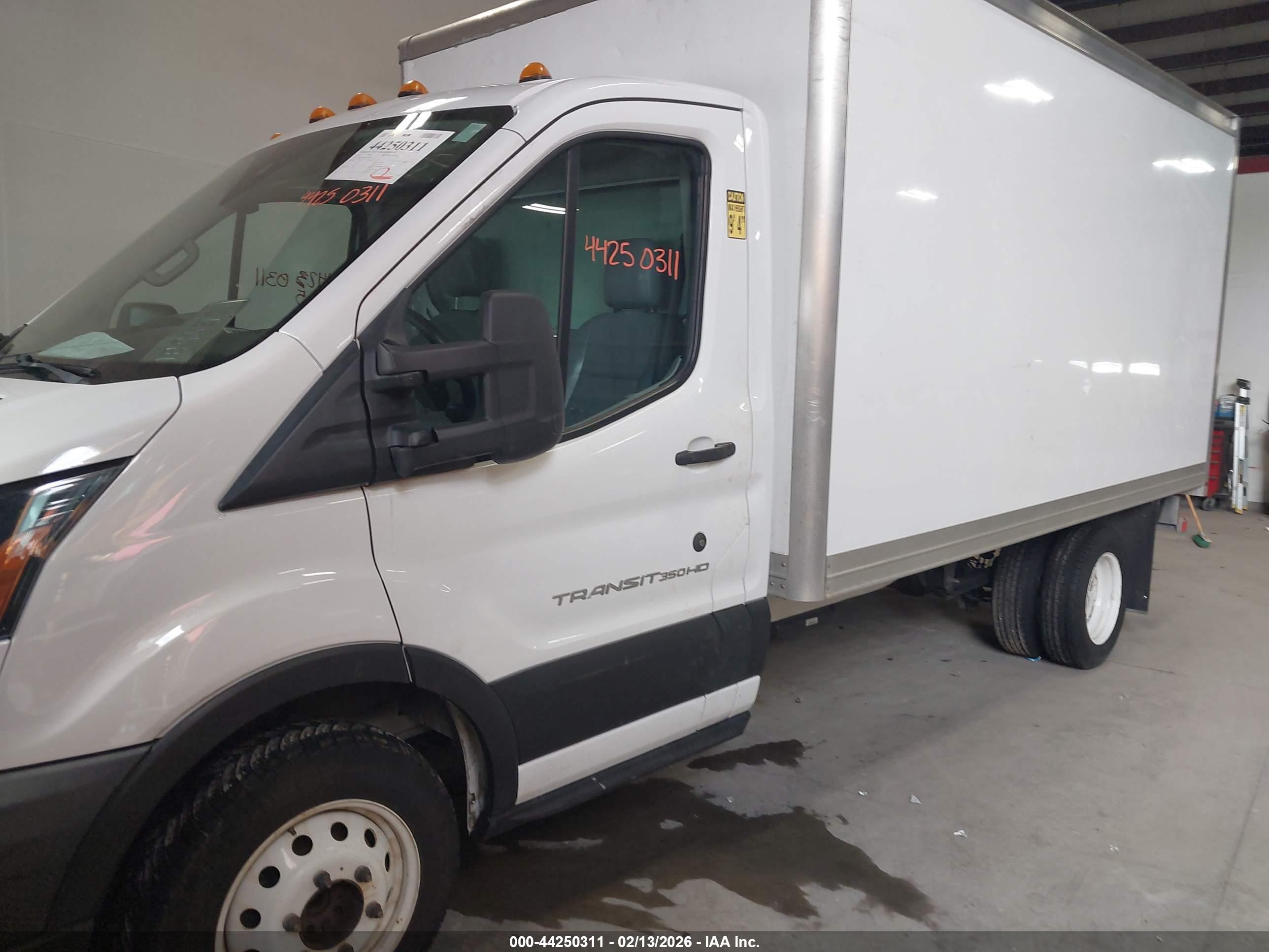 FORD TRANSIT-350 image 2