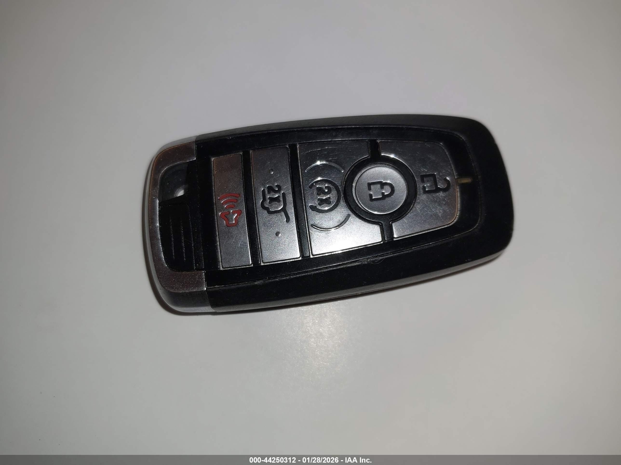 FORD ESCAPE image 11