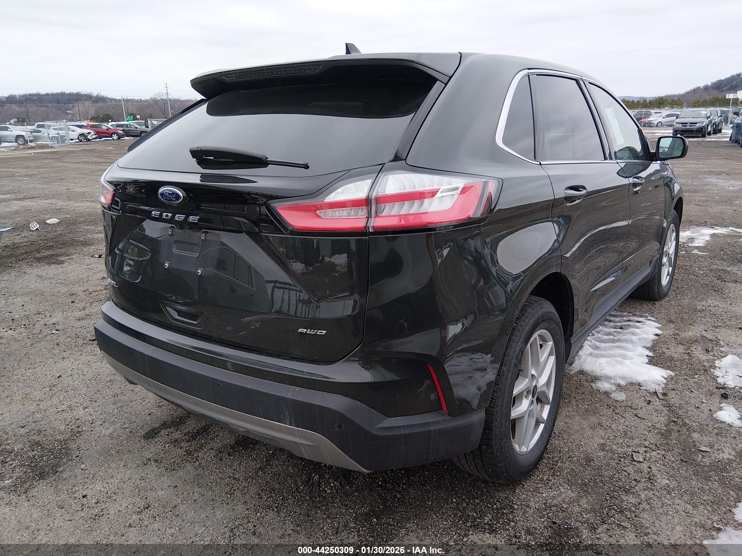 FORD EDGE image 4