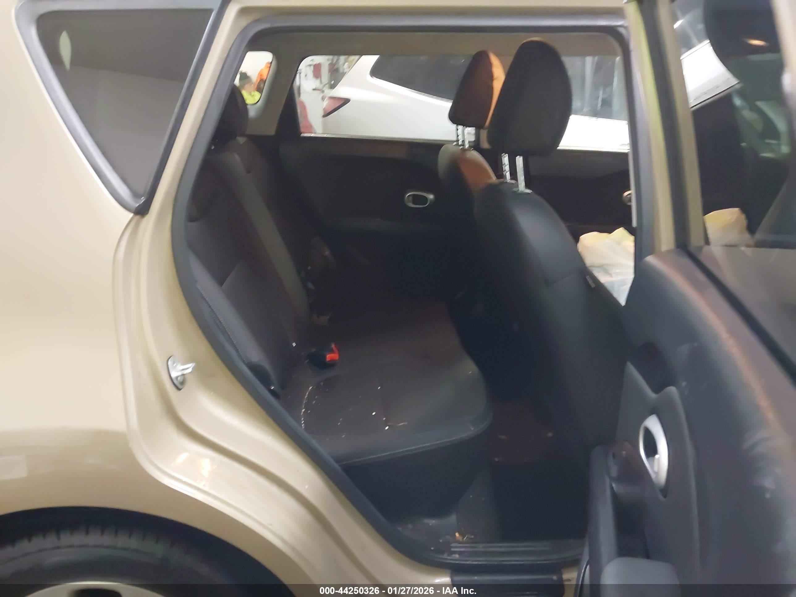 KIA SOUL image 8