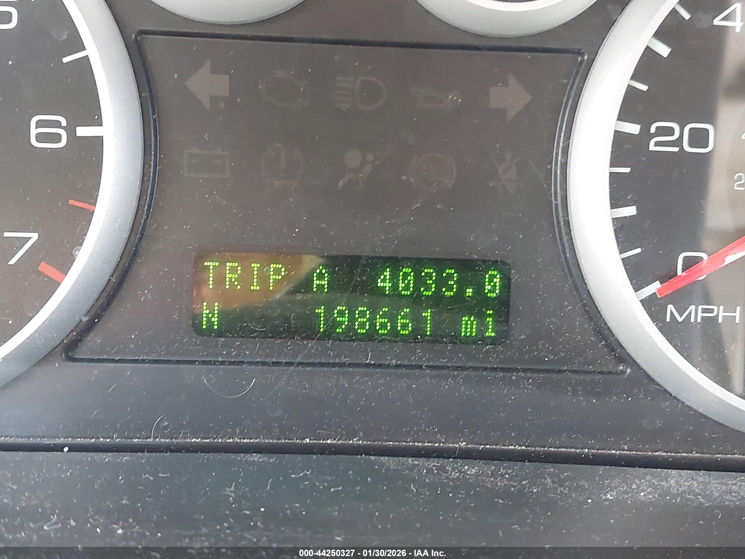 FORD FUSION image 7