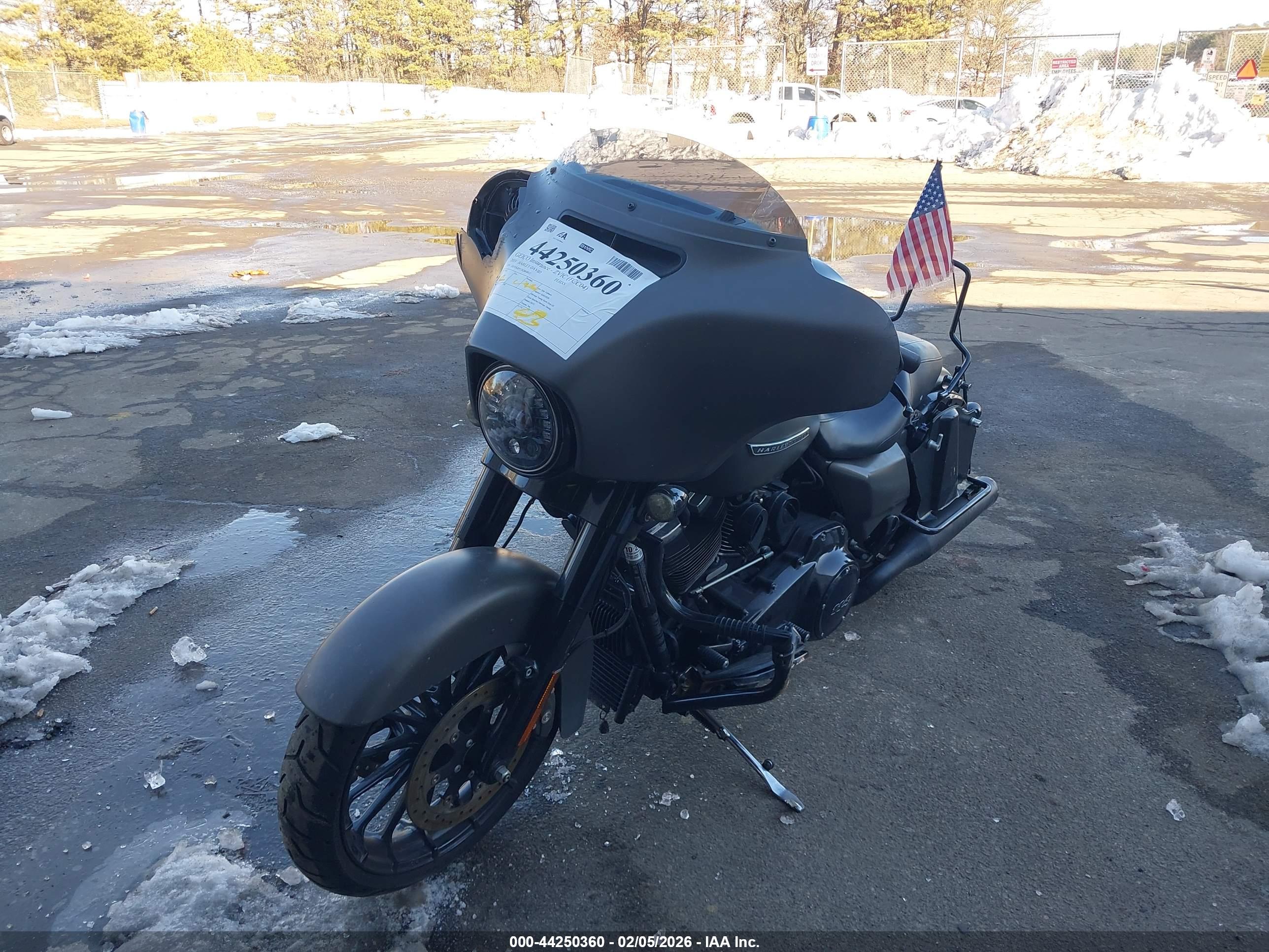 HARLEY-DAVIDSON FLHXS image 2