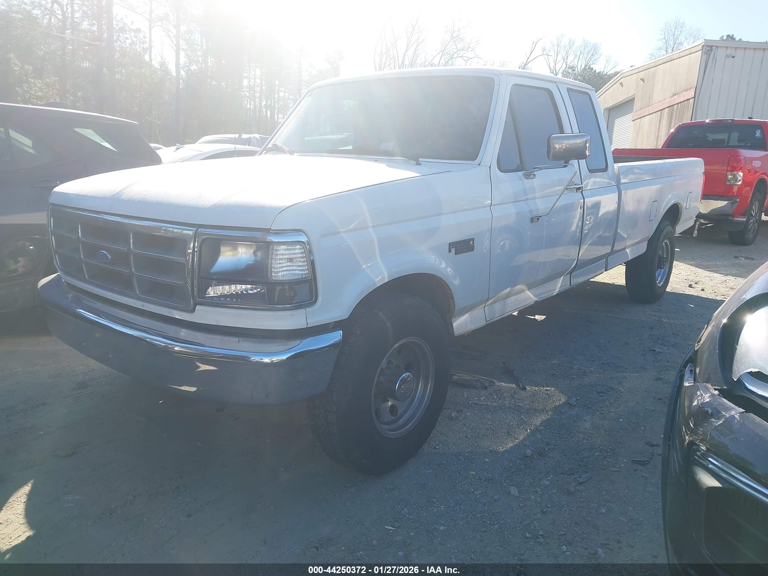 FORD F250 image 2