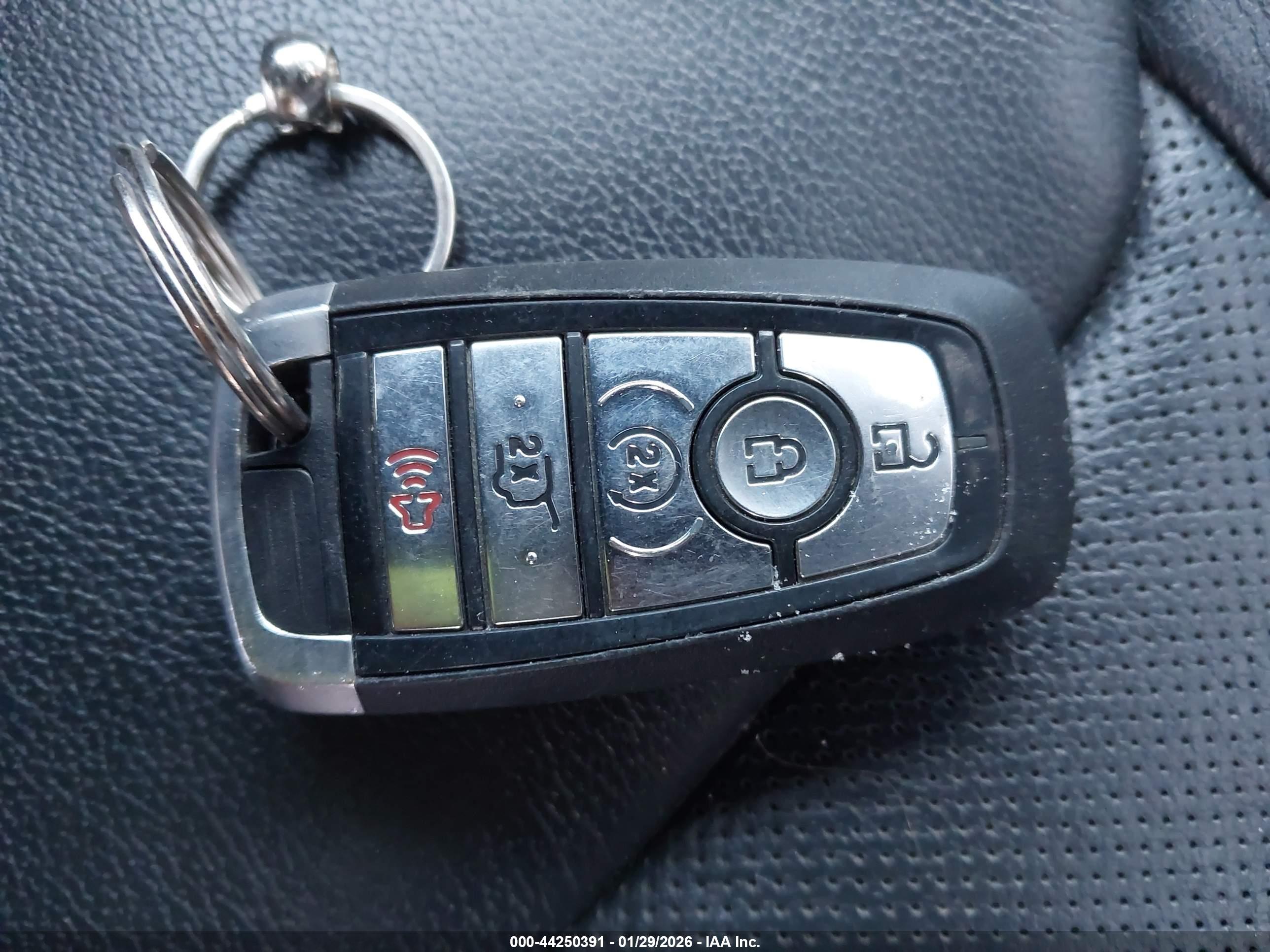 FORD EXPLORER image 11