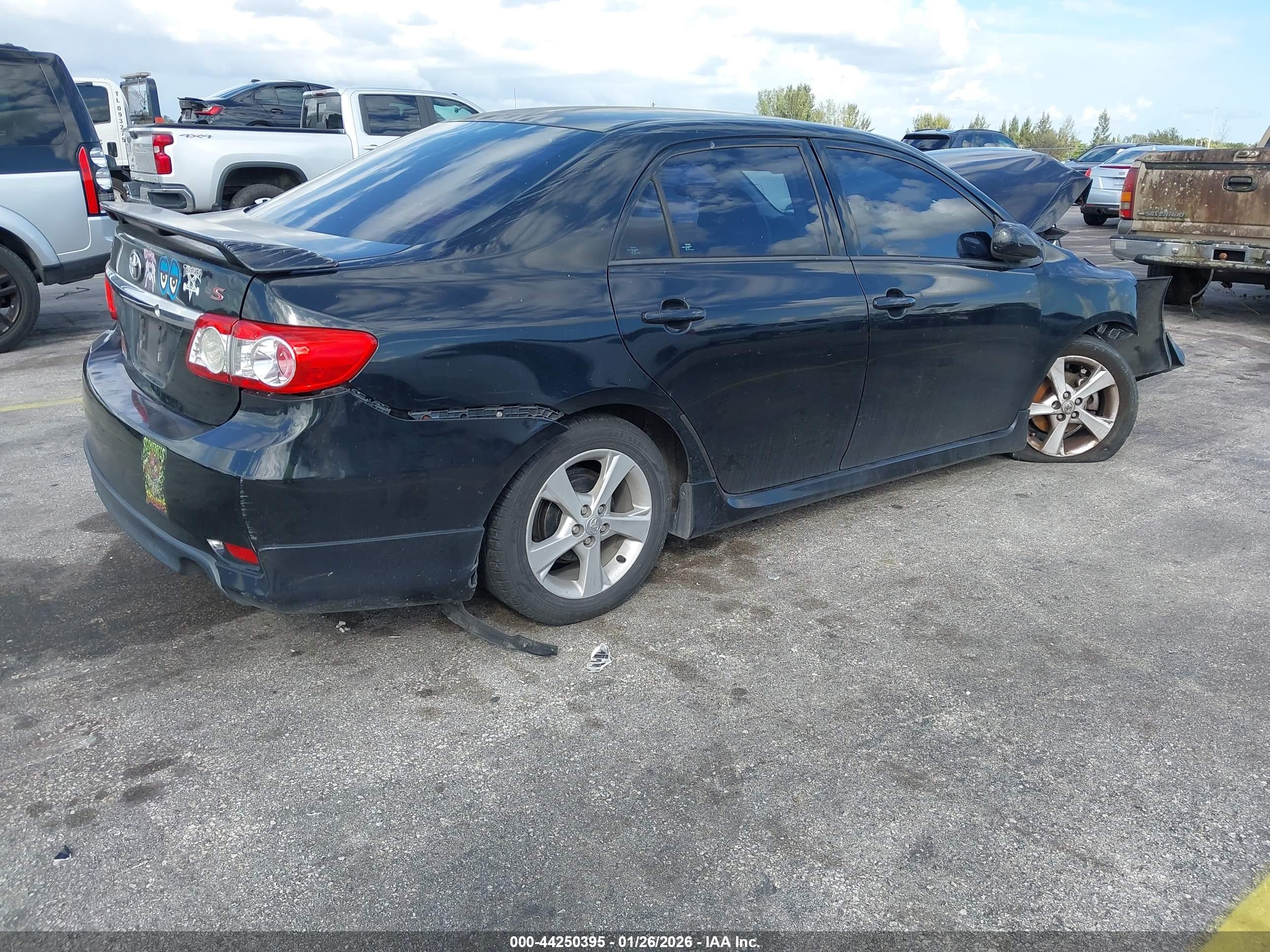 TOYOTA COROLLA image 4