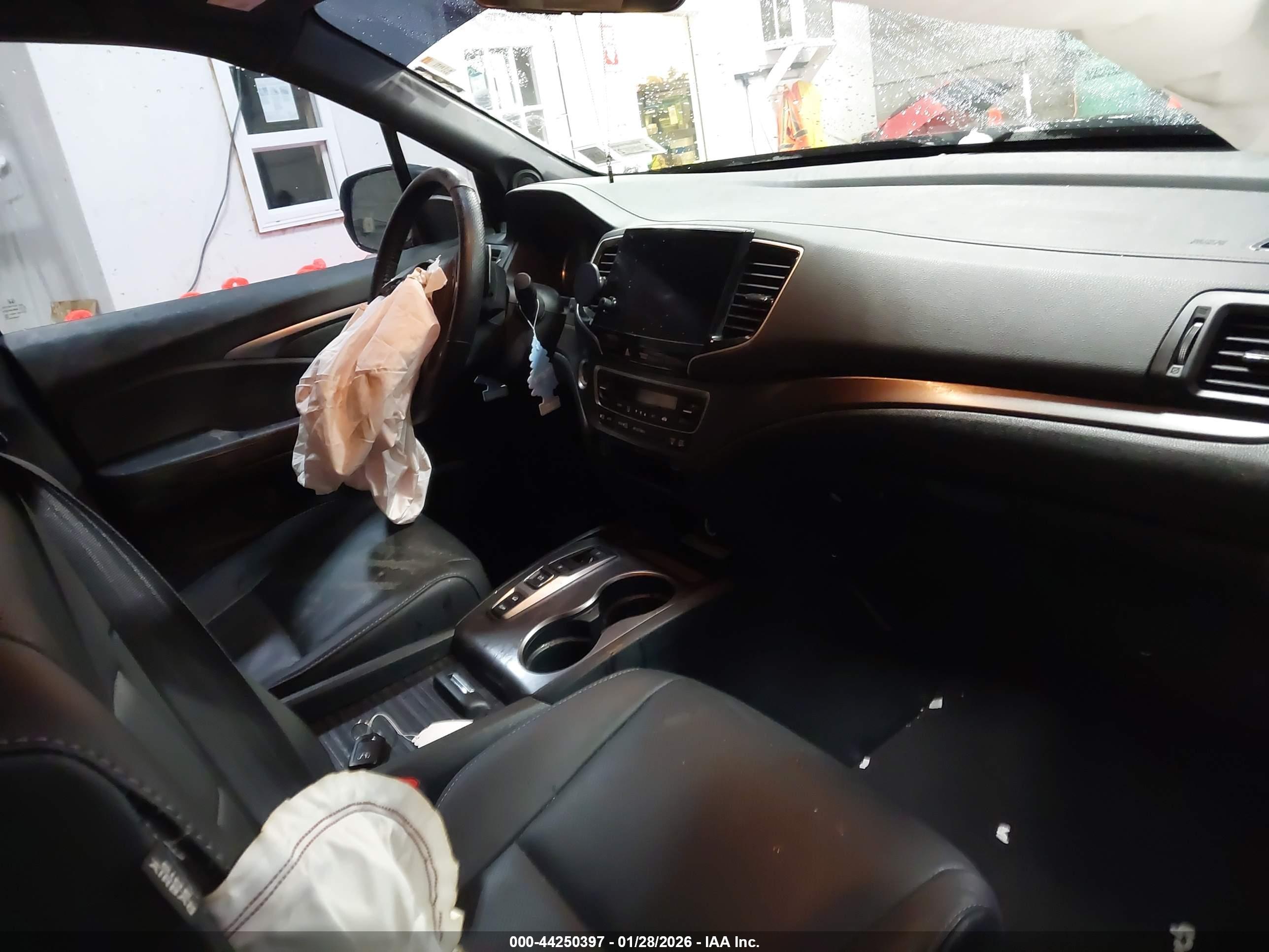 HONDA PASSPORT image 5
