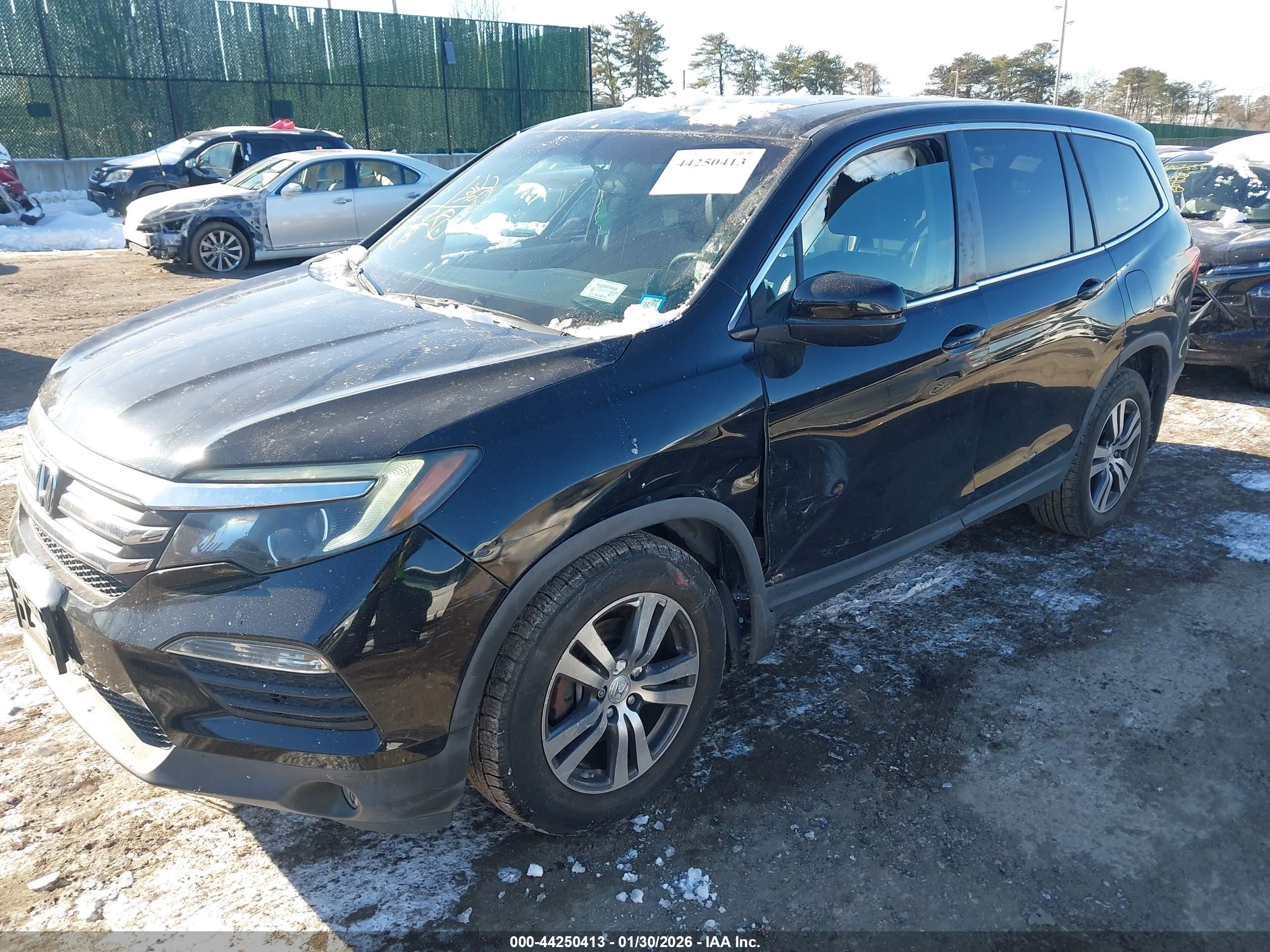 HONDA PILOT image 2