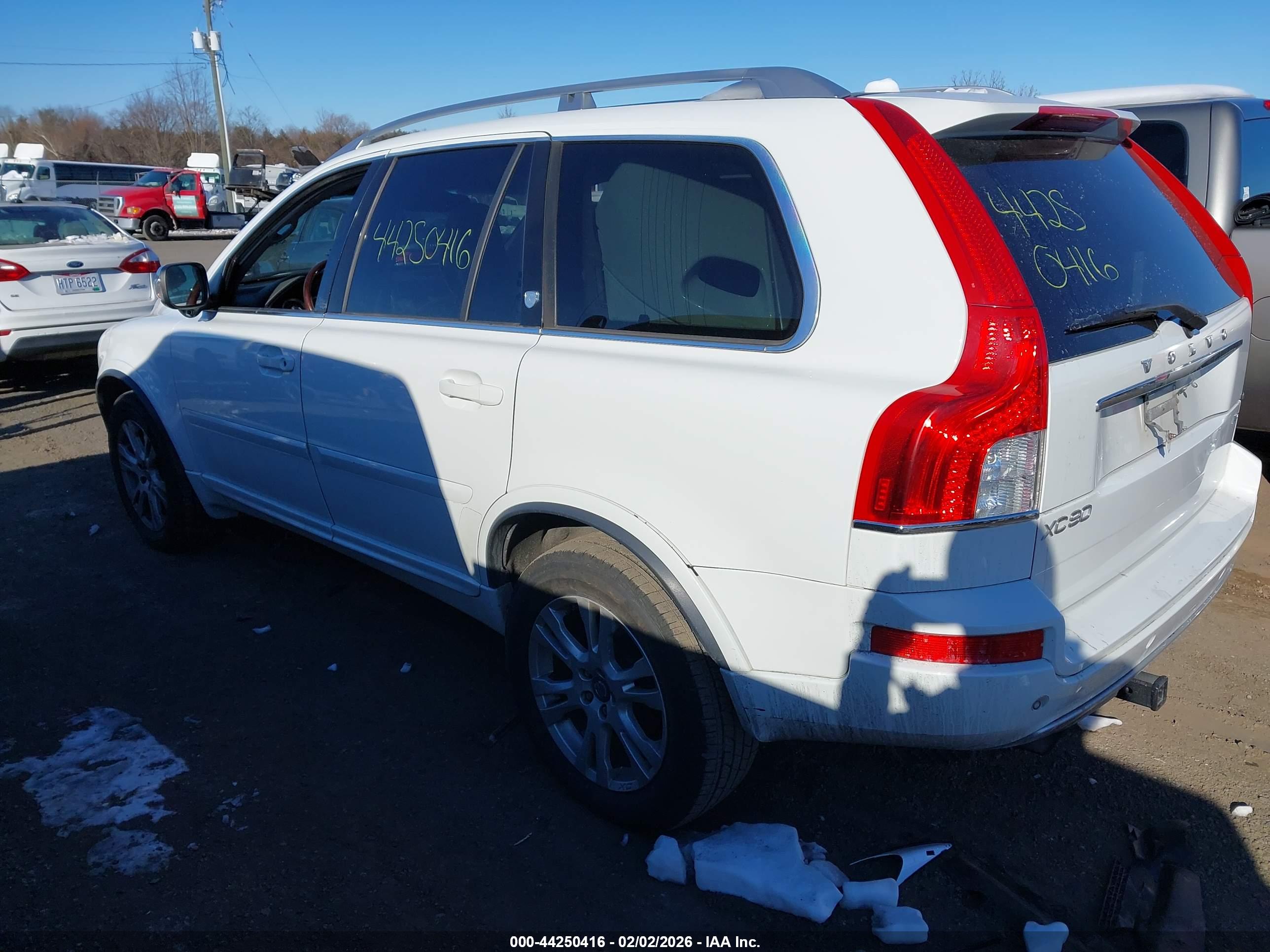 VOLVO XC90 image 3