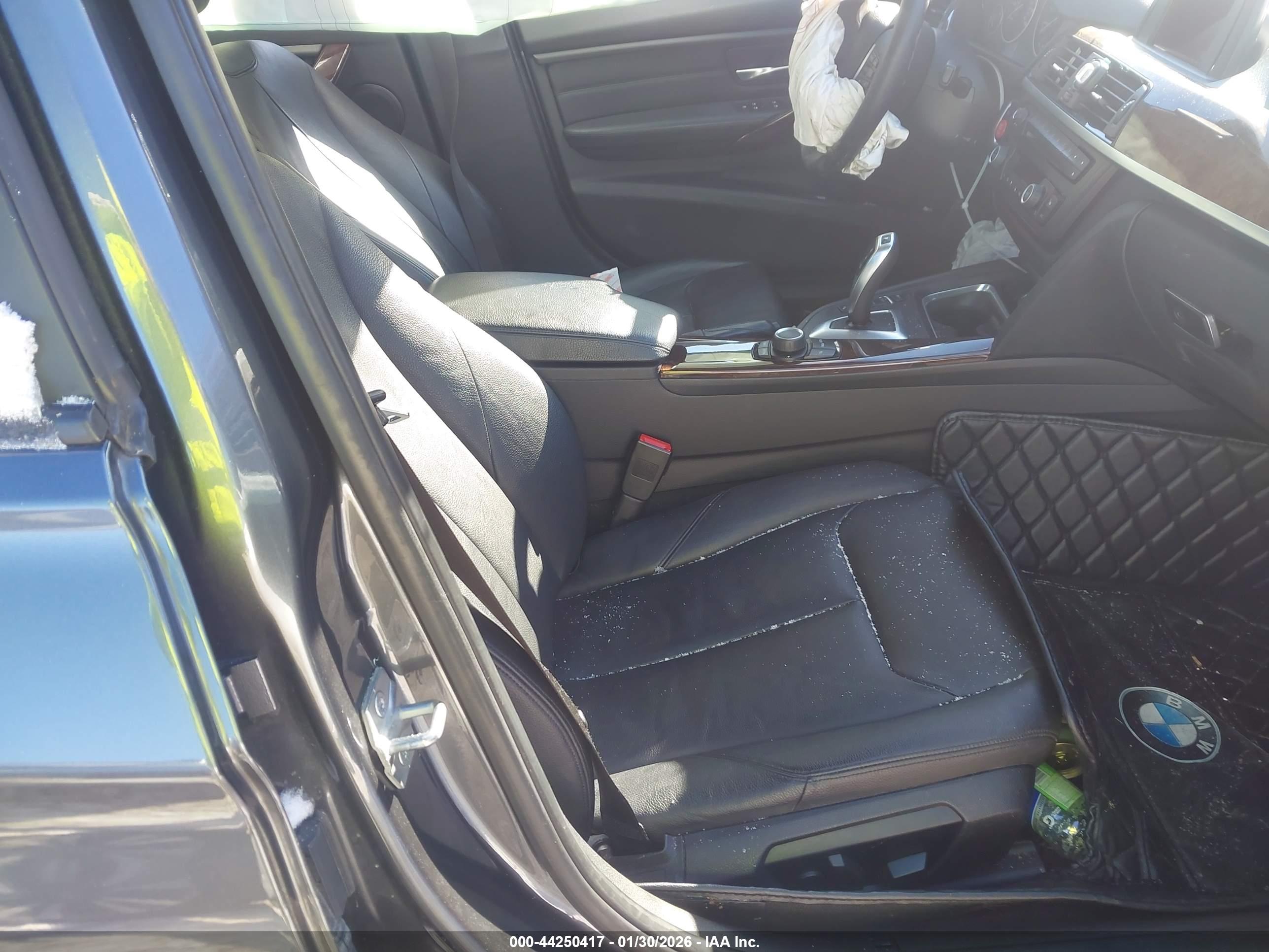 BMW 328I image 5