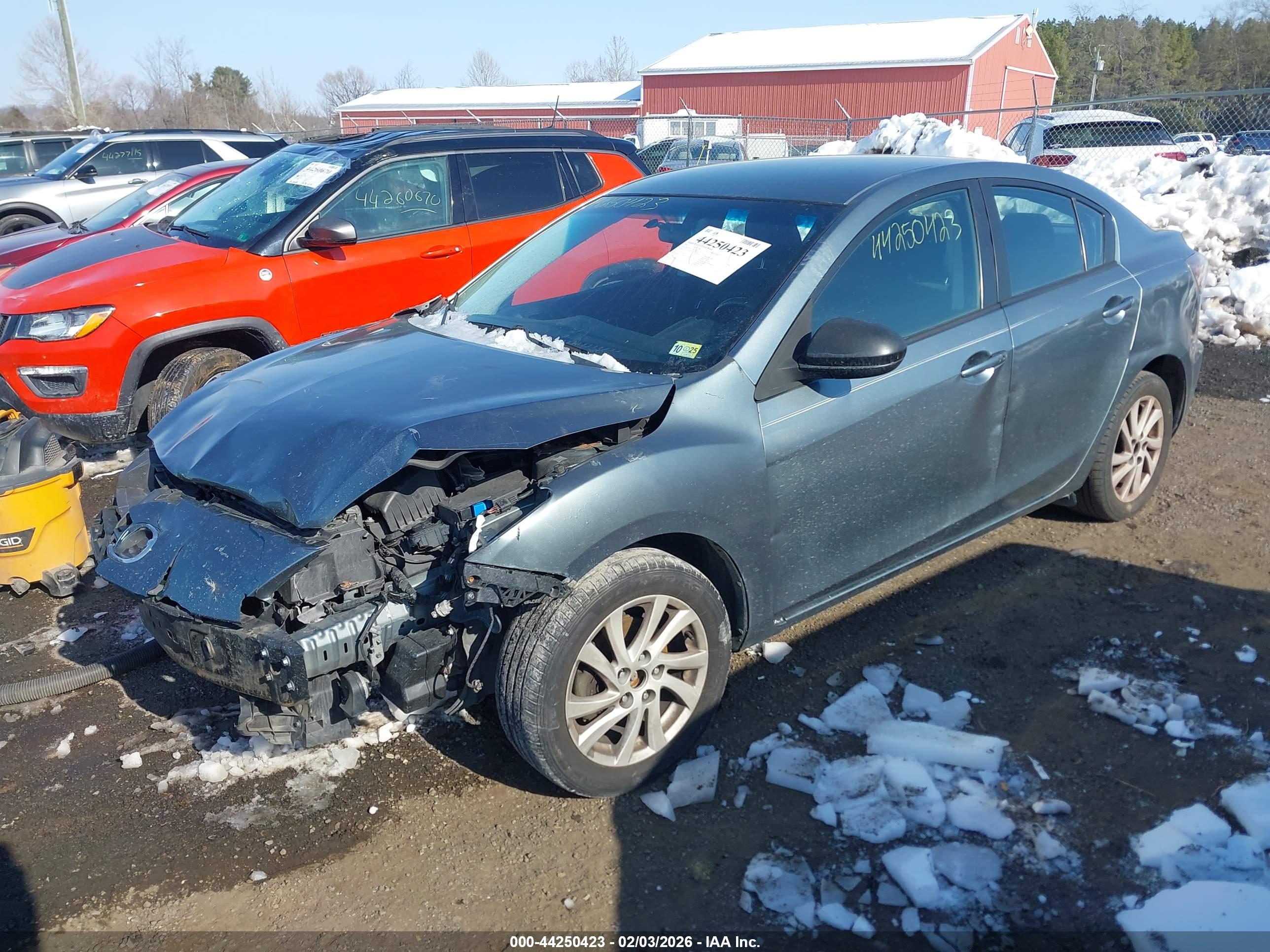 MAZDA MAZDA3 image 2