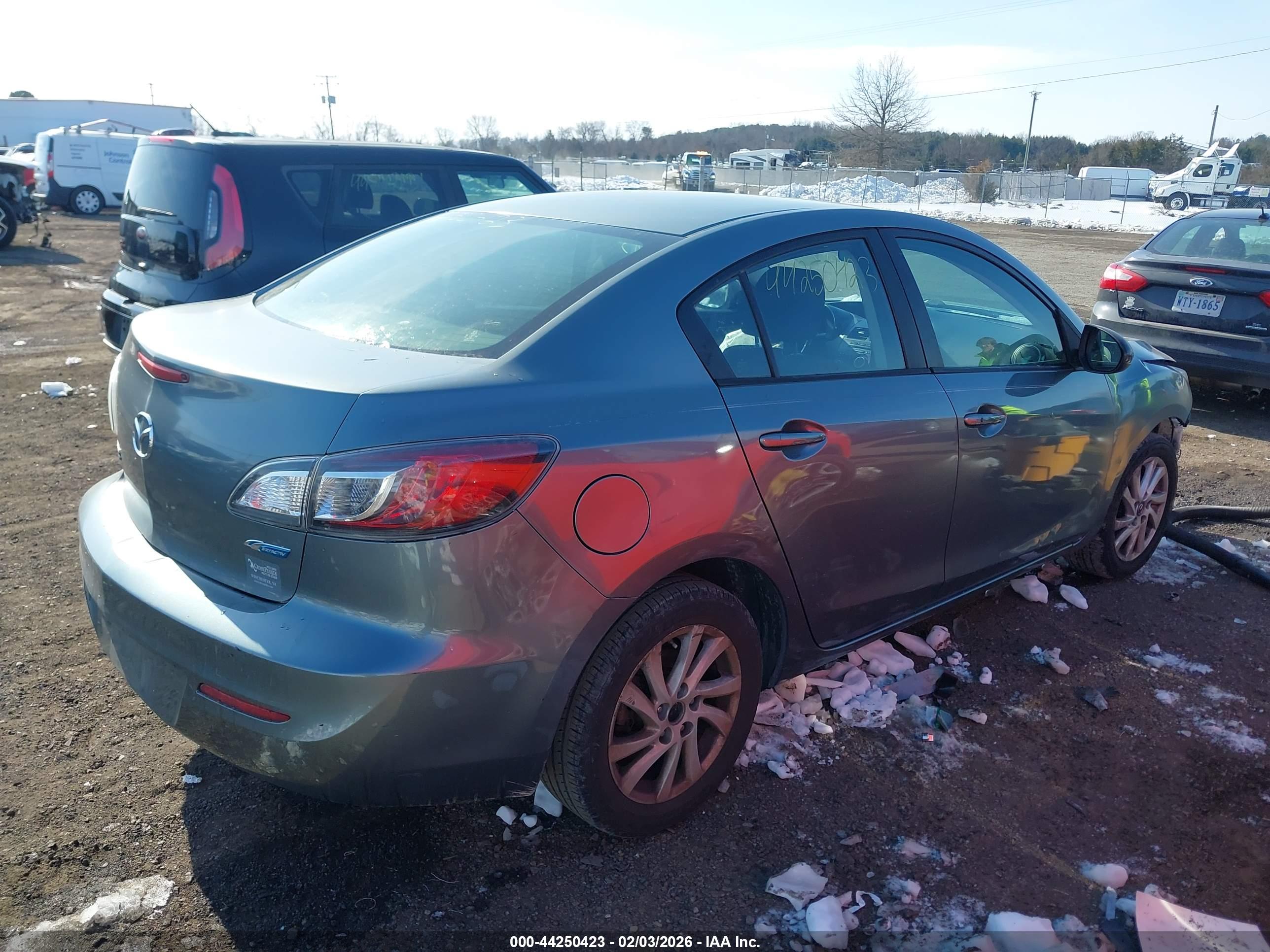MAZDA MAZDA3 image 4
