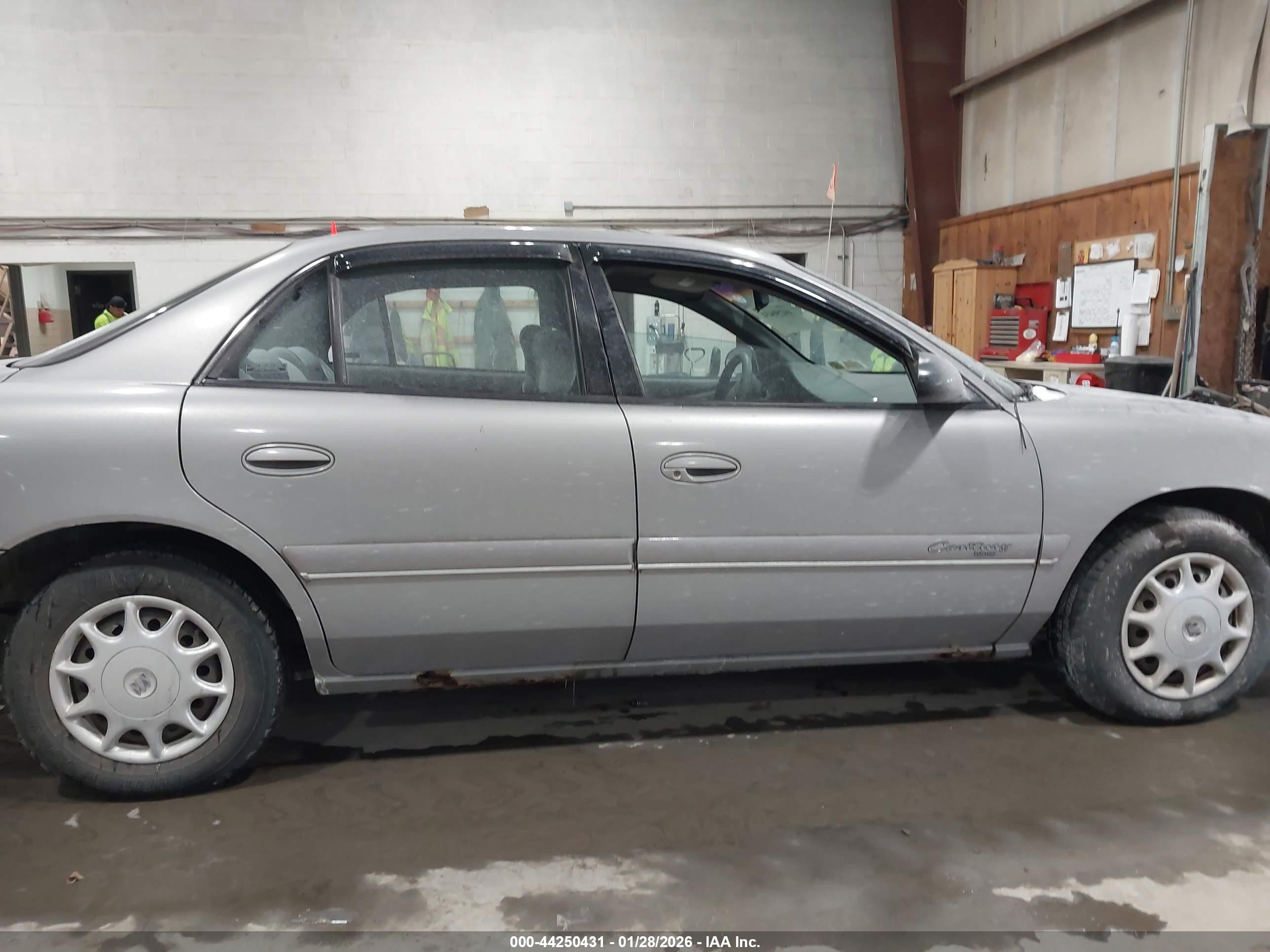 BUICK CENTURY image 6
