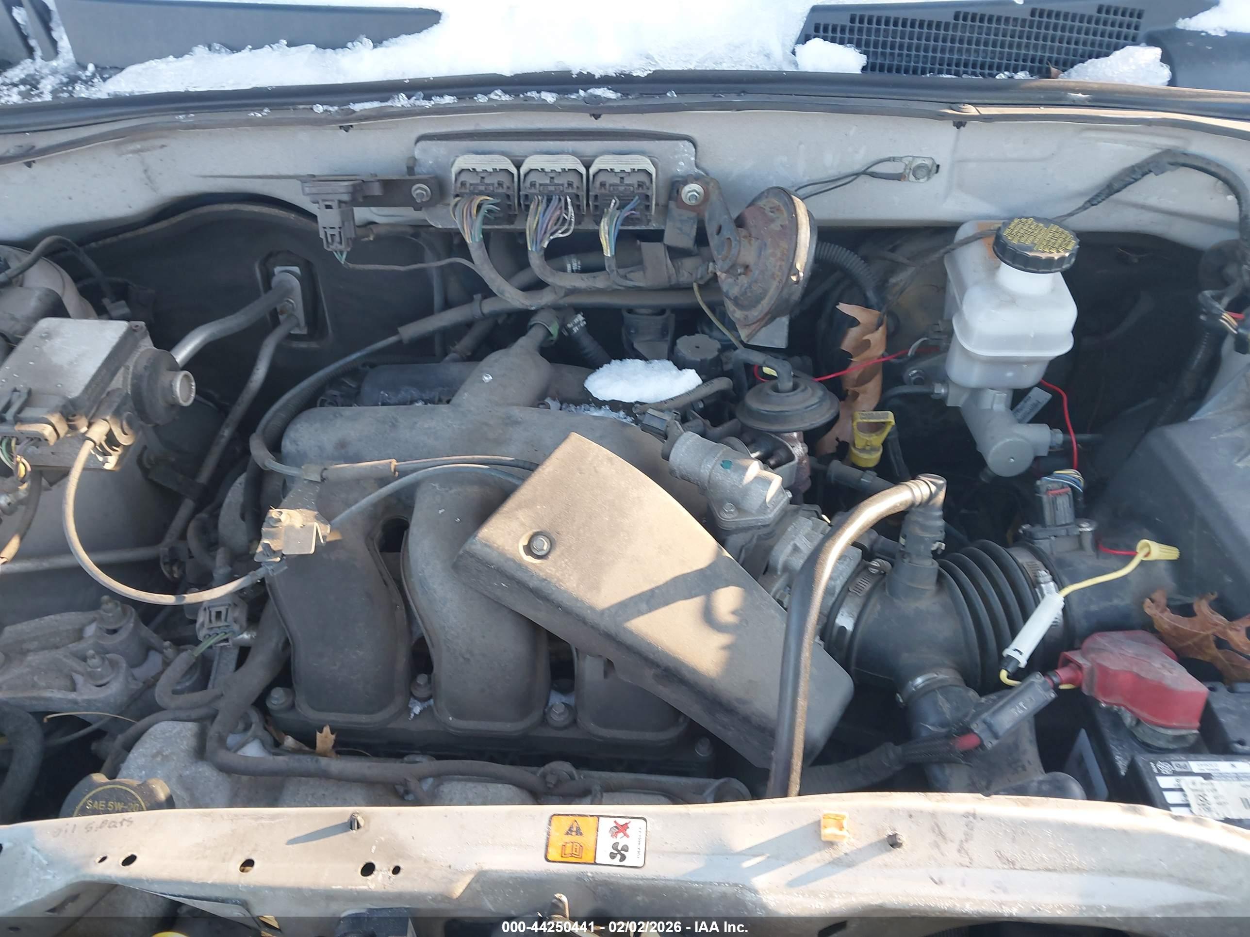 FORD ESCAPE image 10