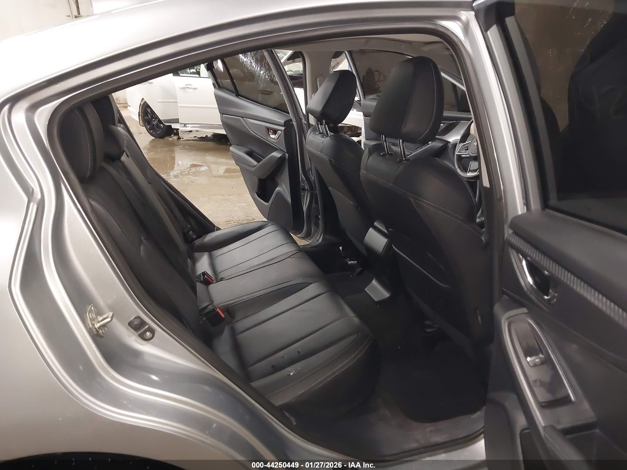 SUBARU IMPREZA image 8