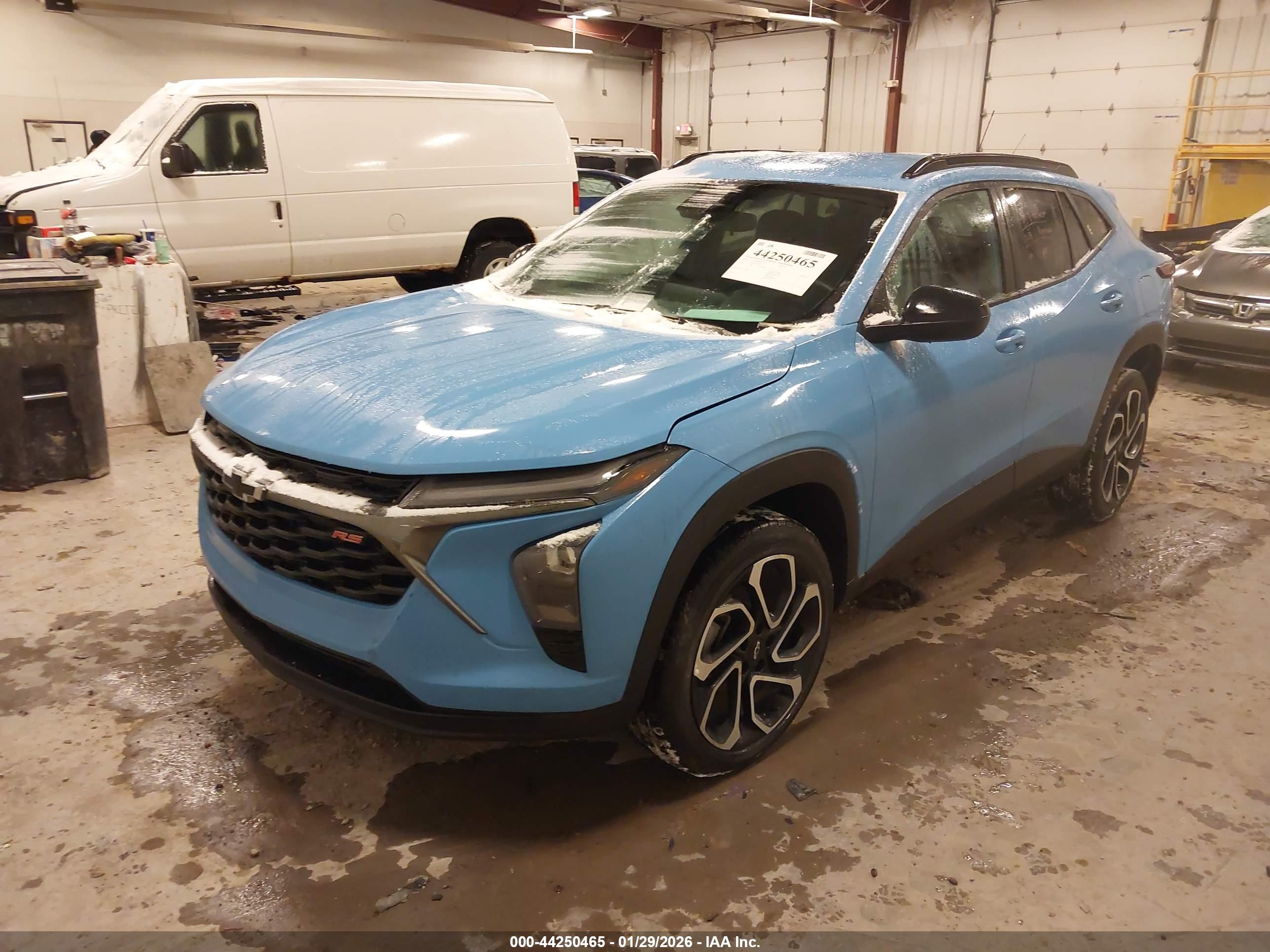 CHEVROLET TRAX image 2