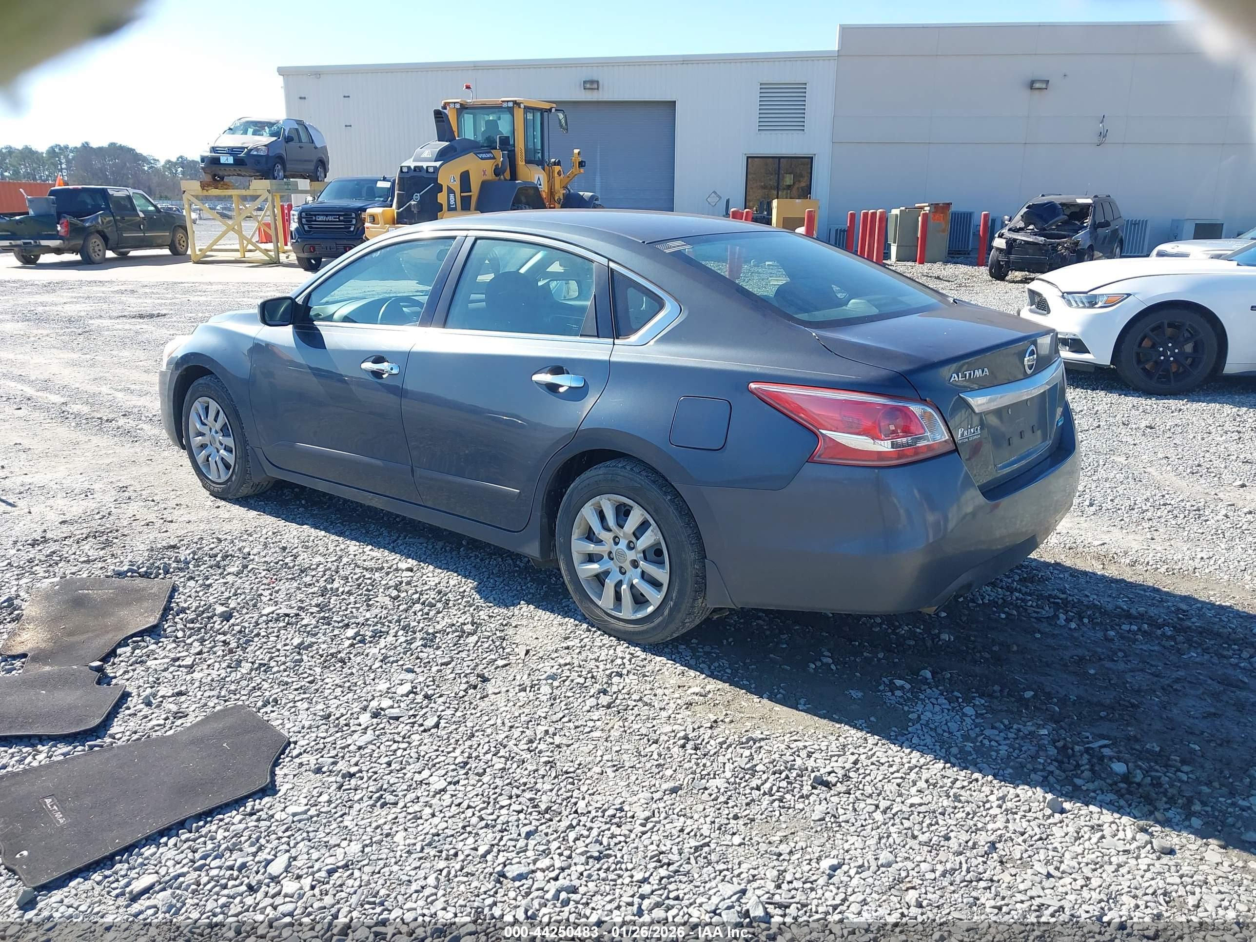 NISSAN ALTIMA image 3