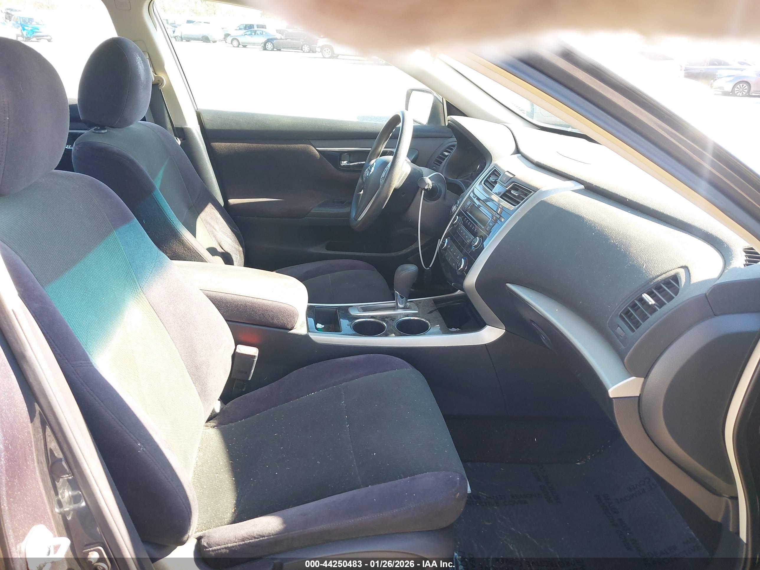 NISSAN ALTIMA image 5