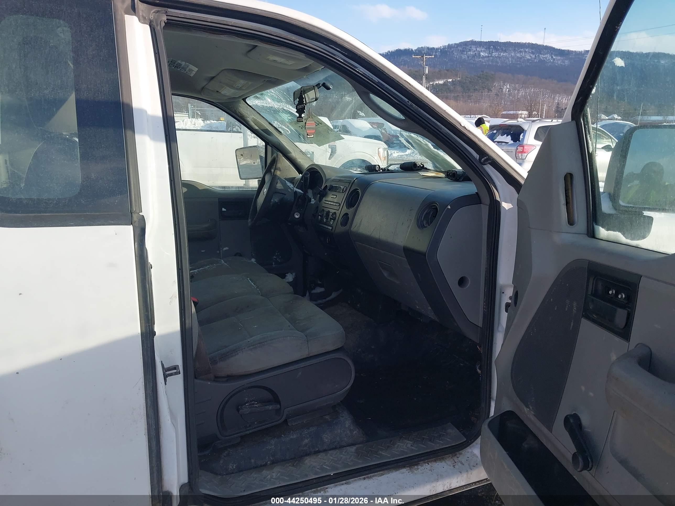 FORD F-150 image 5