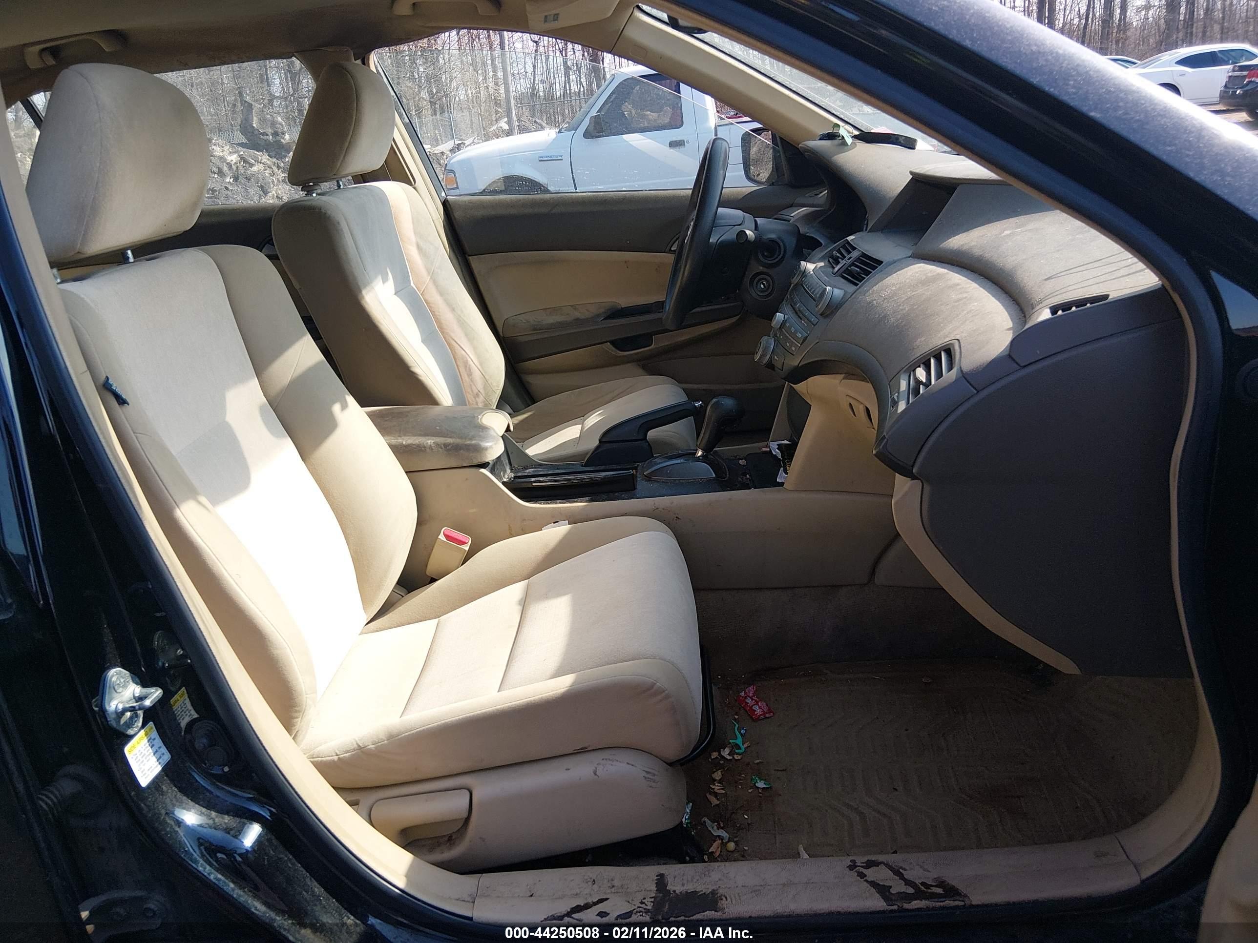 HONDA ACCORD image 5