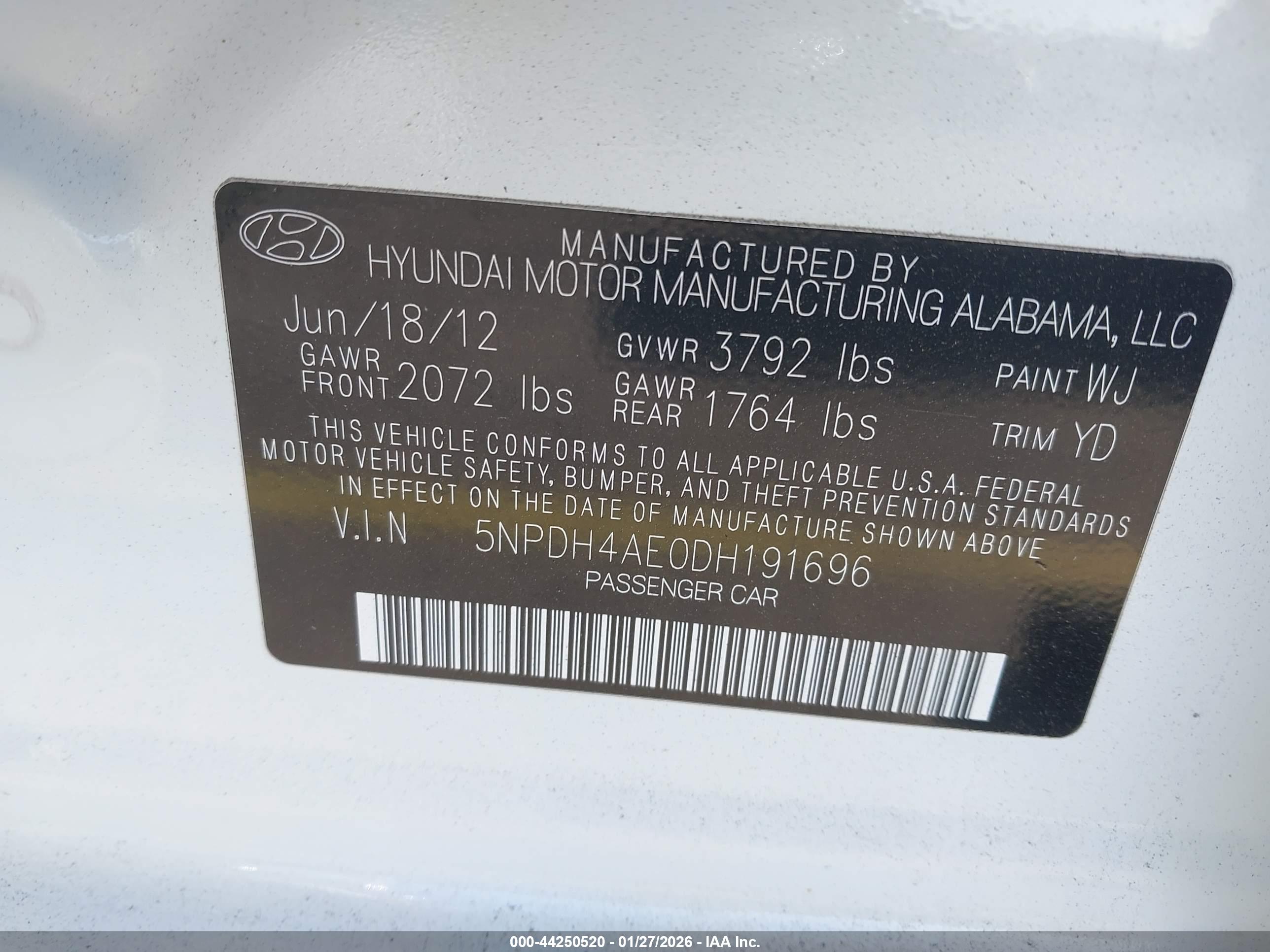 HYUNDAI ELANTRA image 9