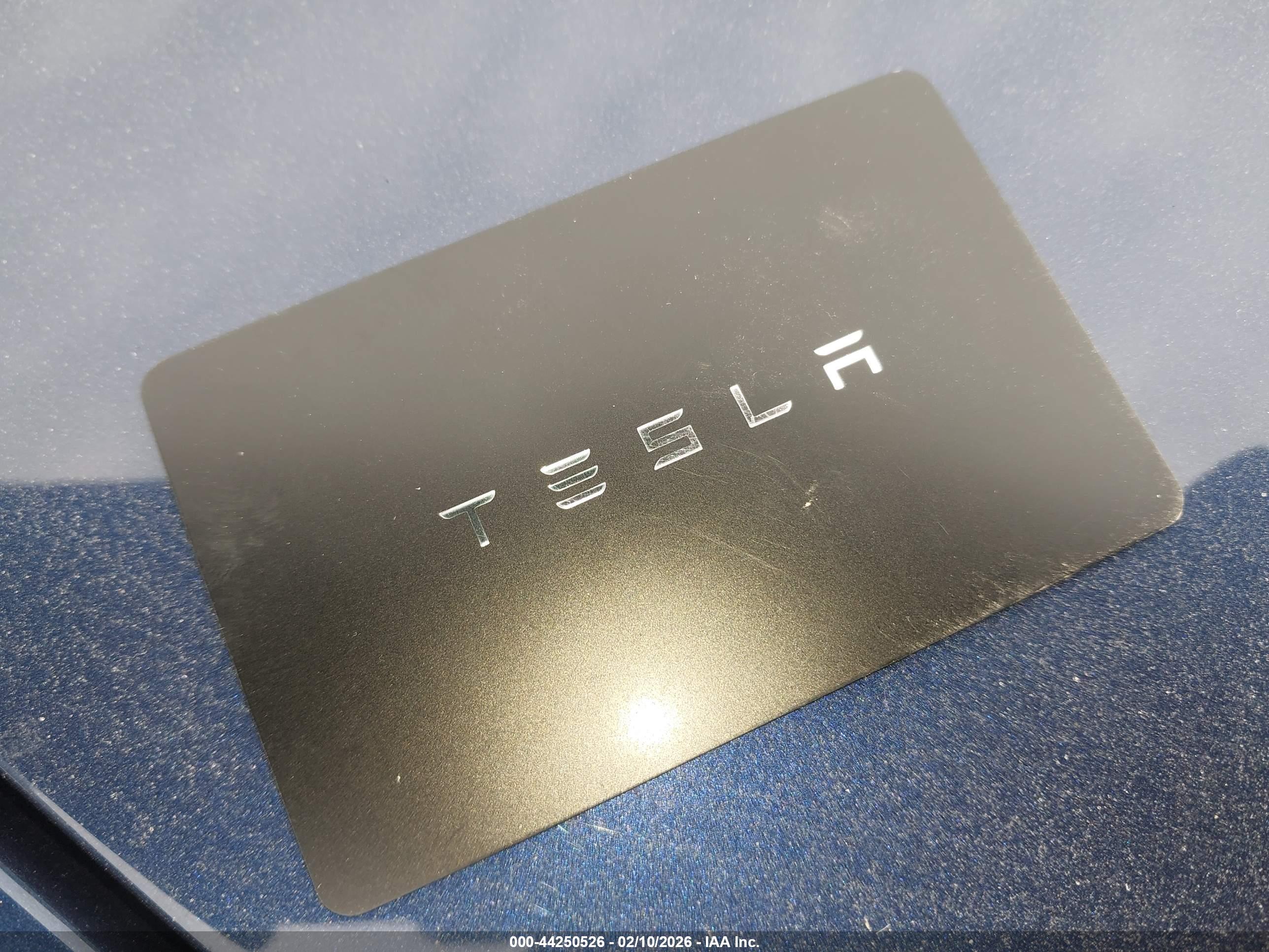 TESLA MODEL image 11