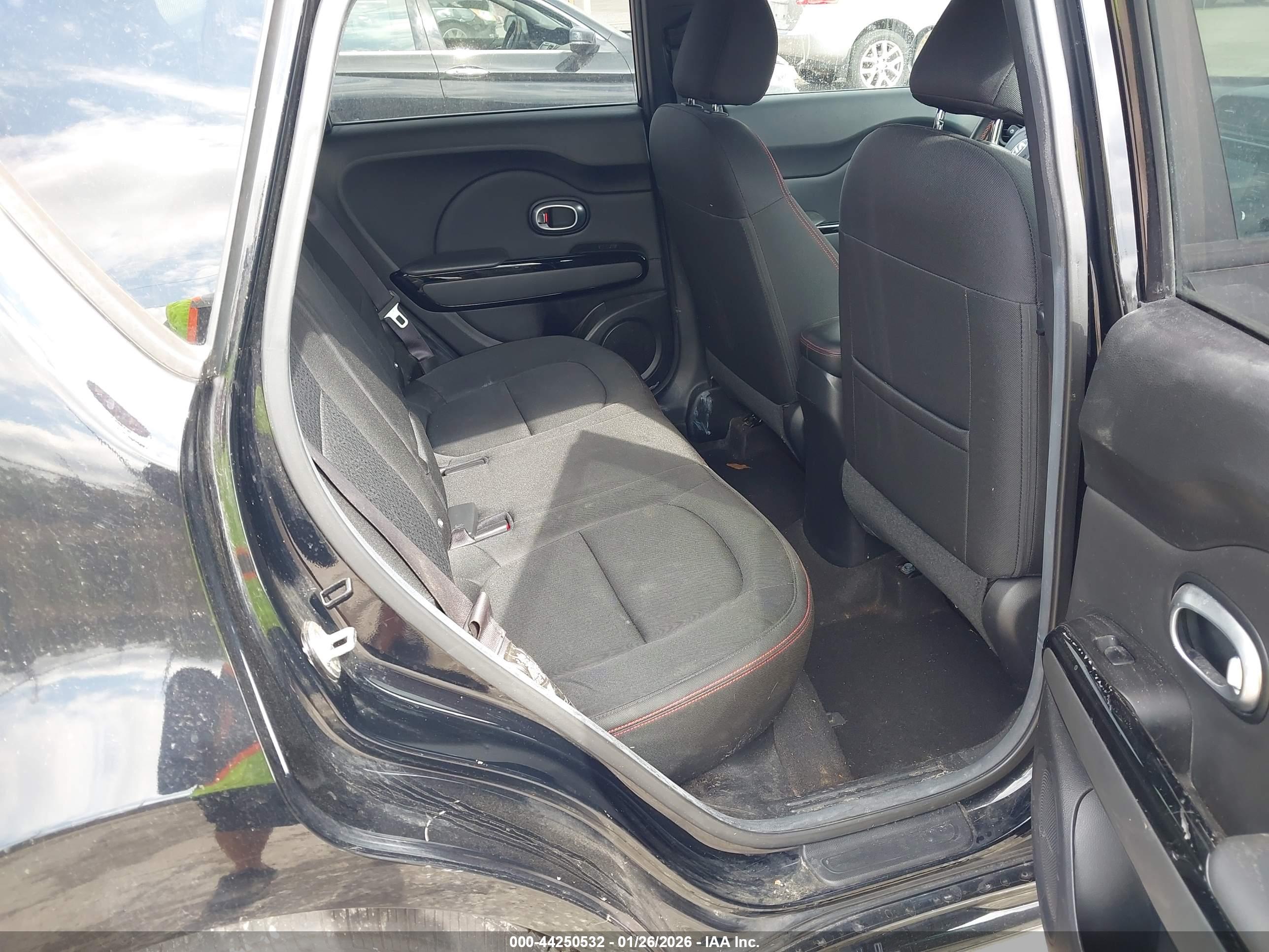KIA SOUL image 8