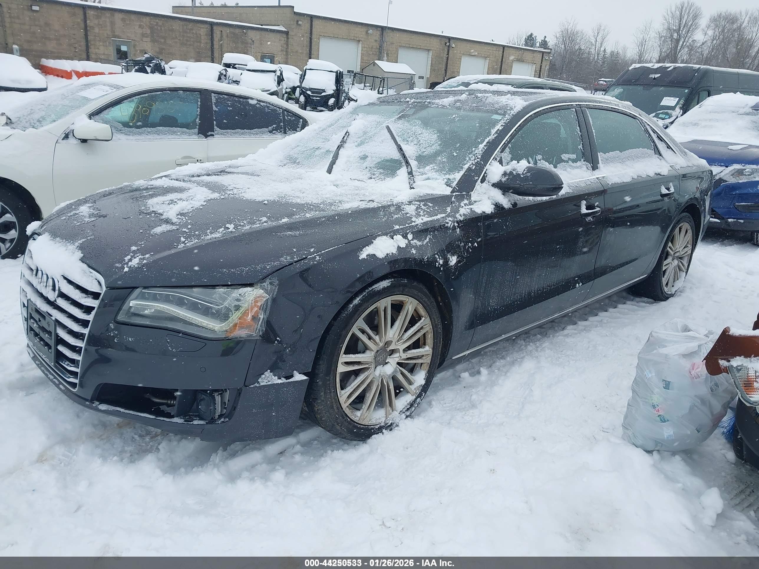 AUDI A8 image 2