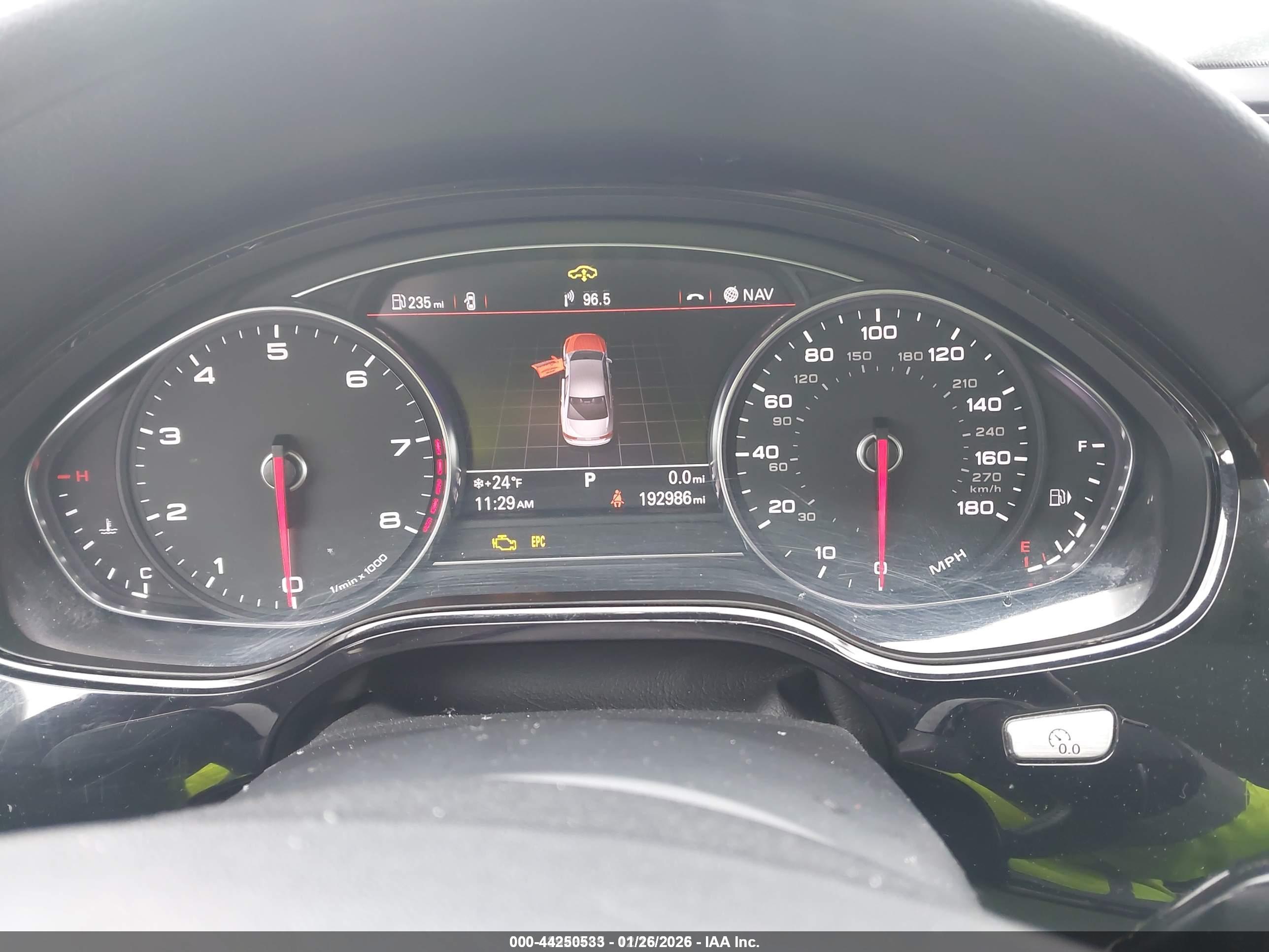 AUDI A8 image 7
