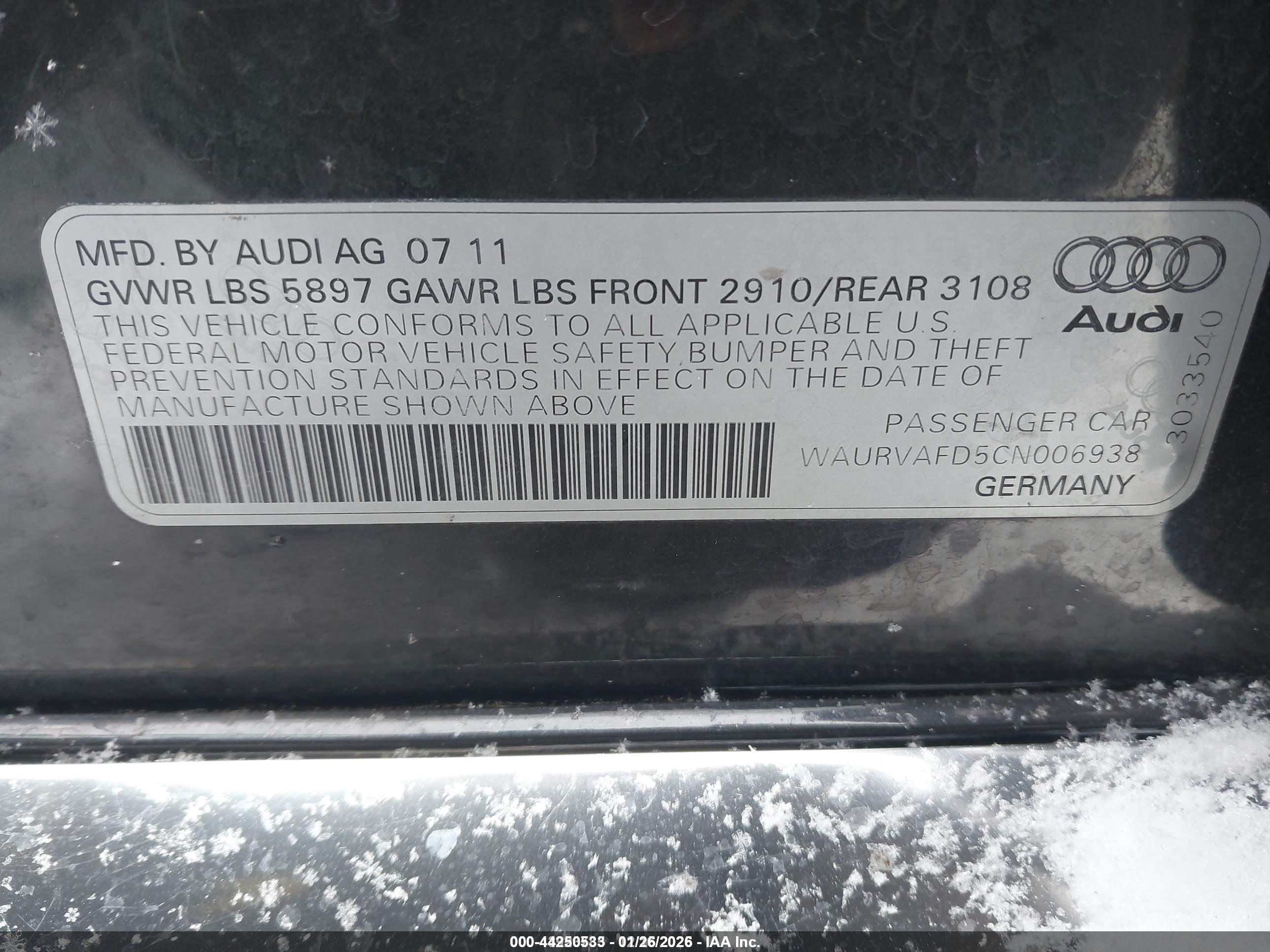 AUDI A8 image 9