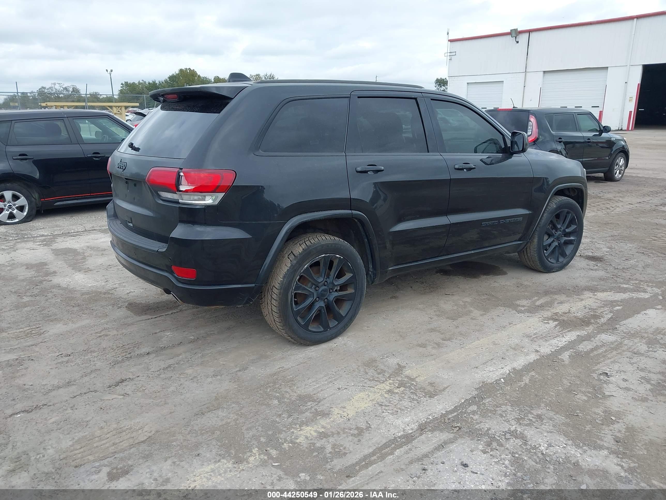 JEEP GRAND image 4