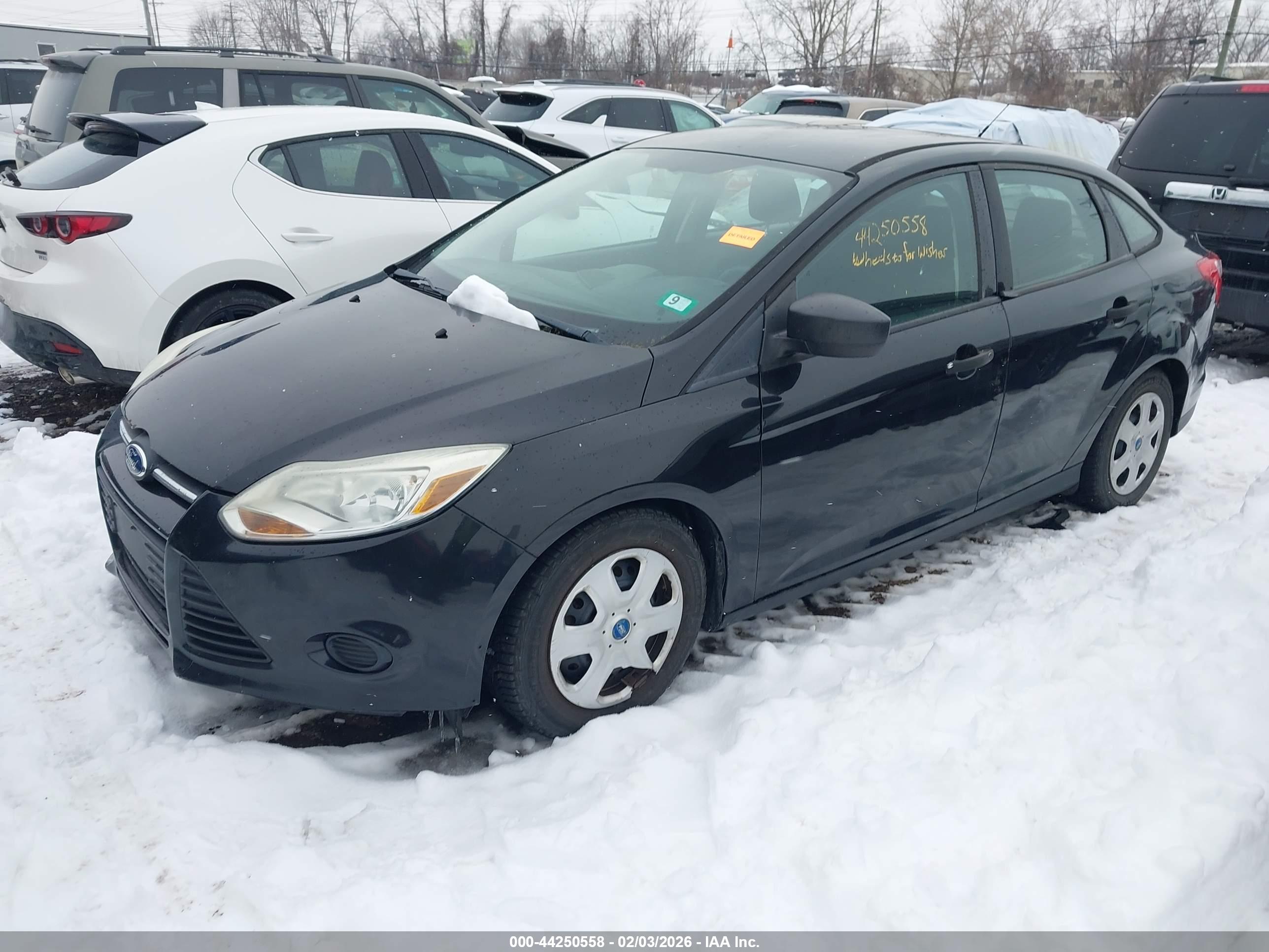 FORD FOCUS image 2