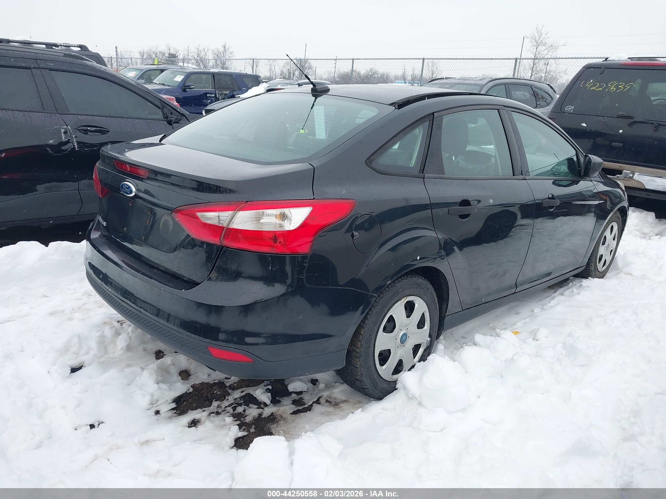 FORD FOCUS image 4