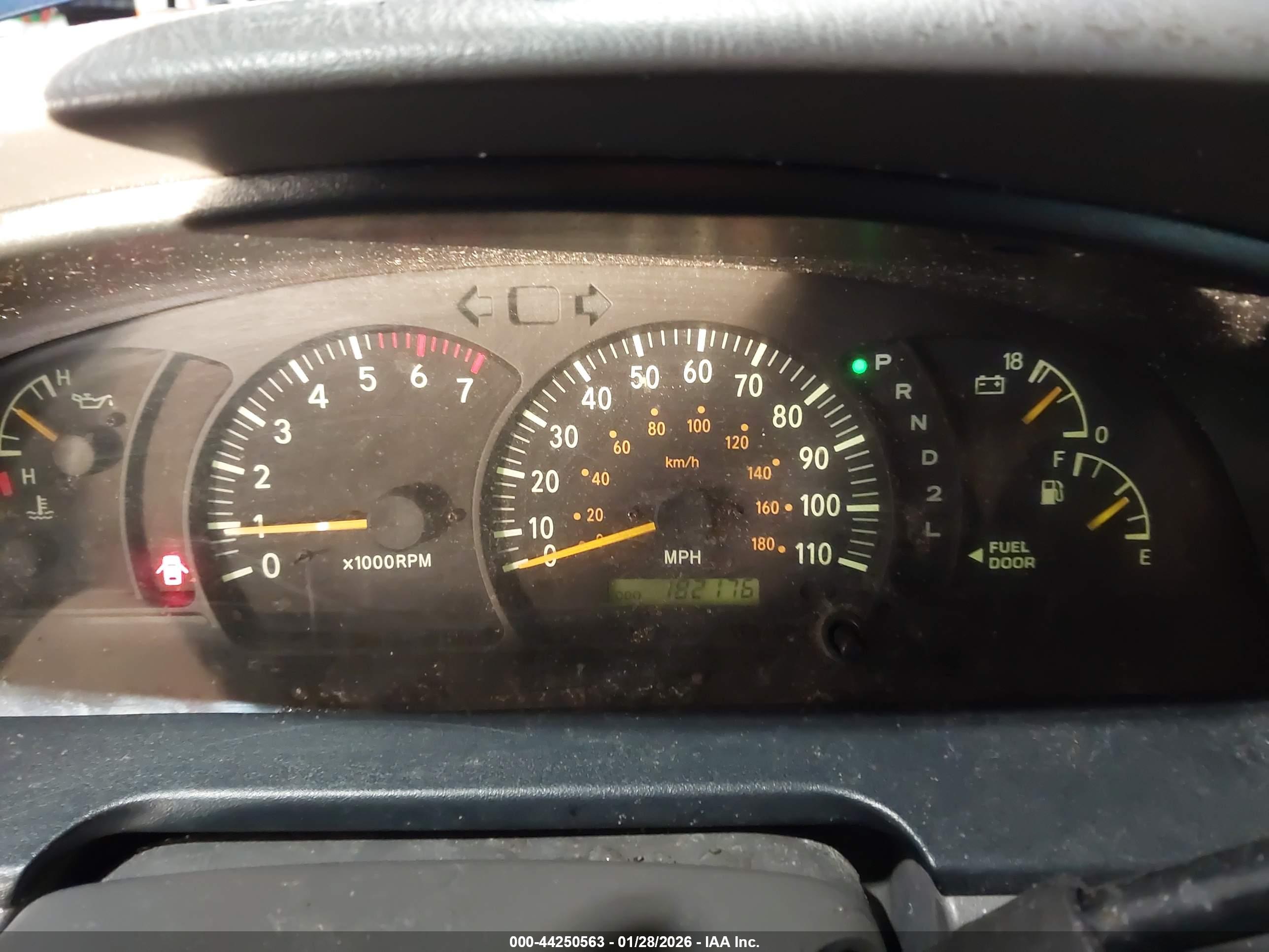 TOYOTA TUNDRA image 7