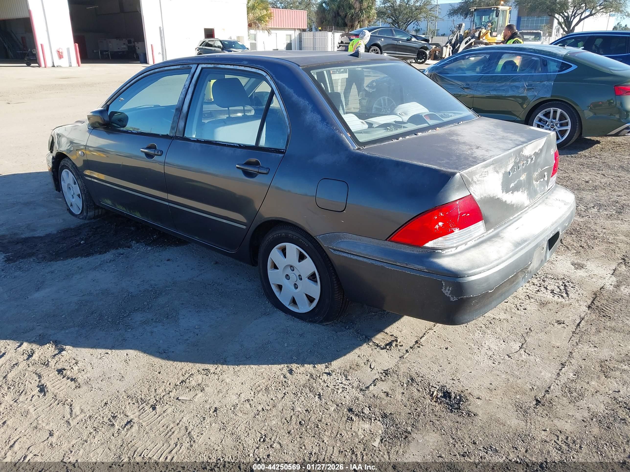 MITSUBISHI LANCER image 3