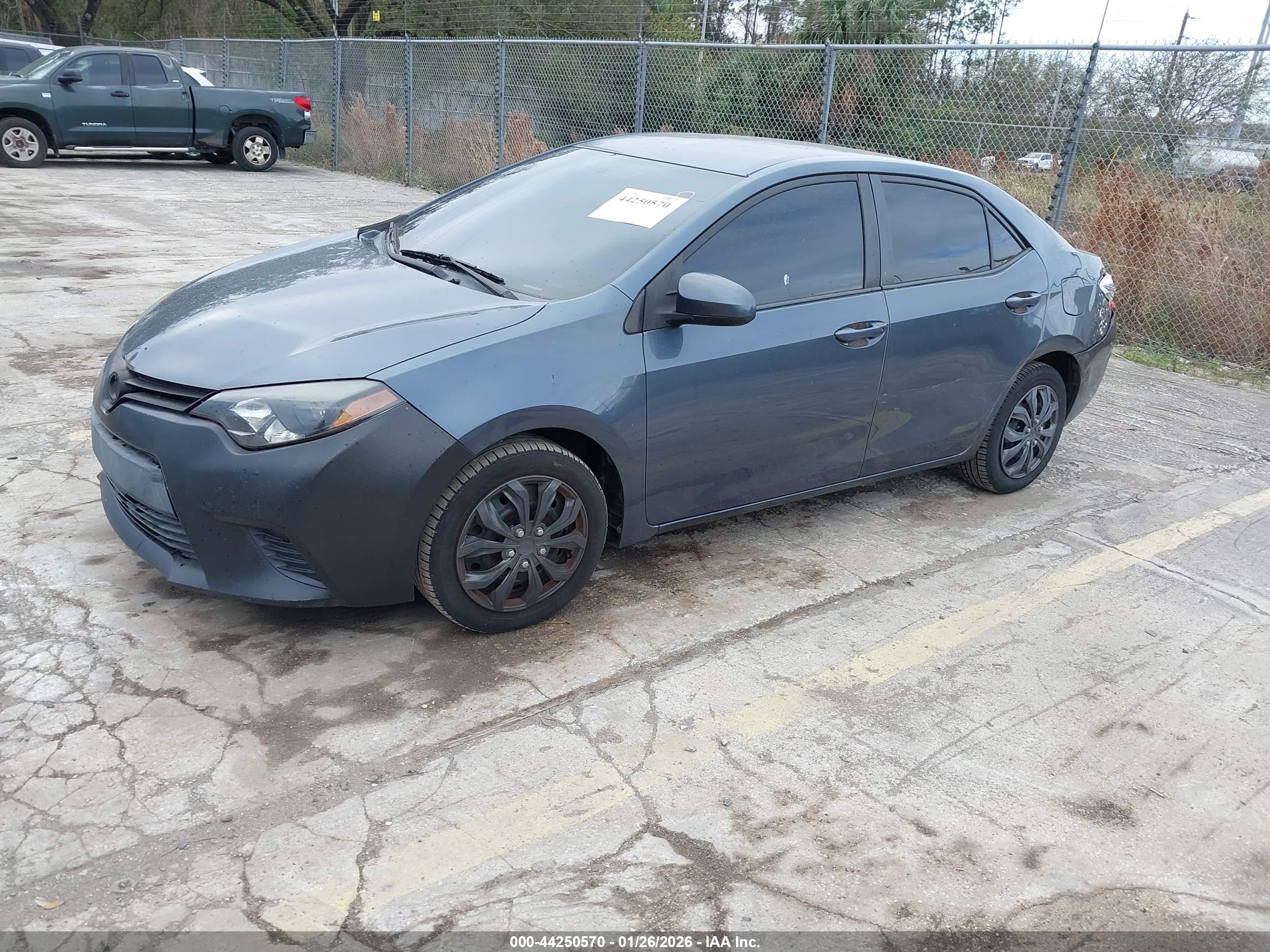 TOYOTA COROLLA image 2