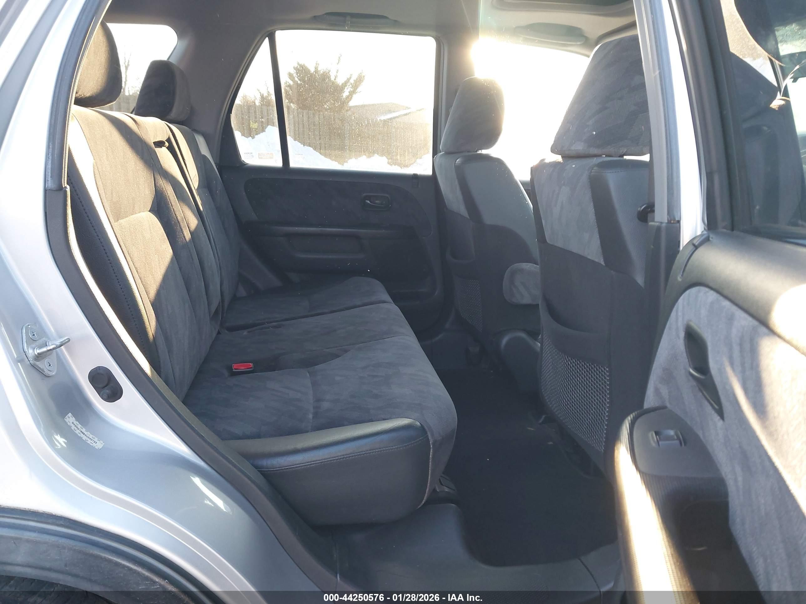 HONDA CR-V image 8