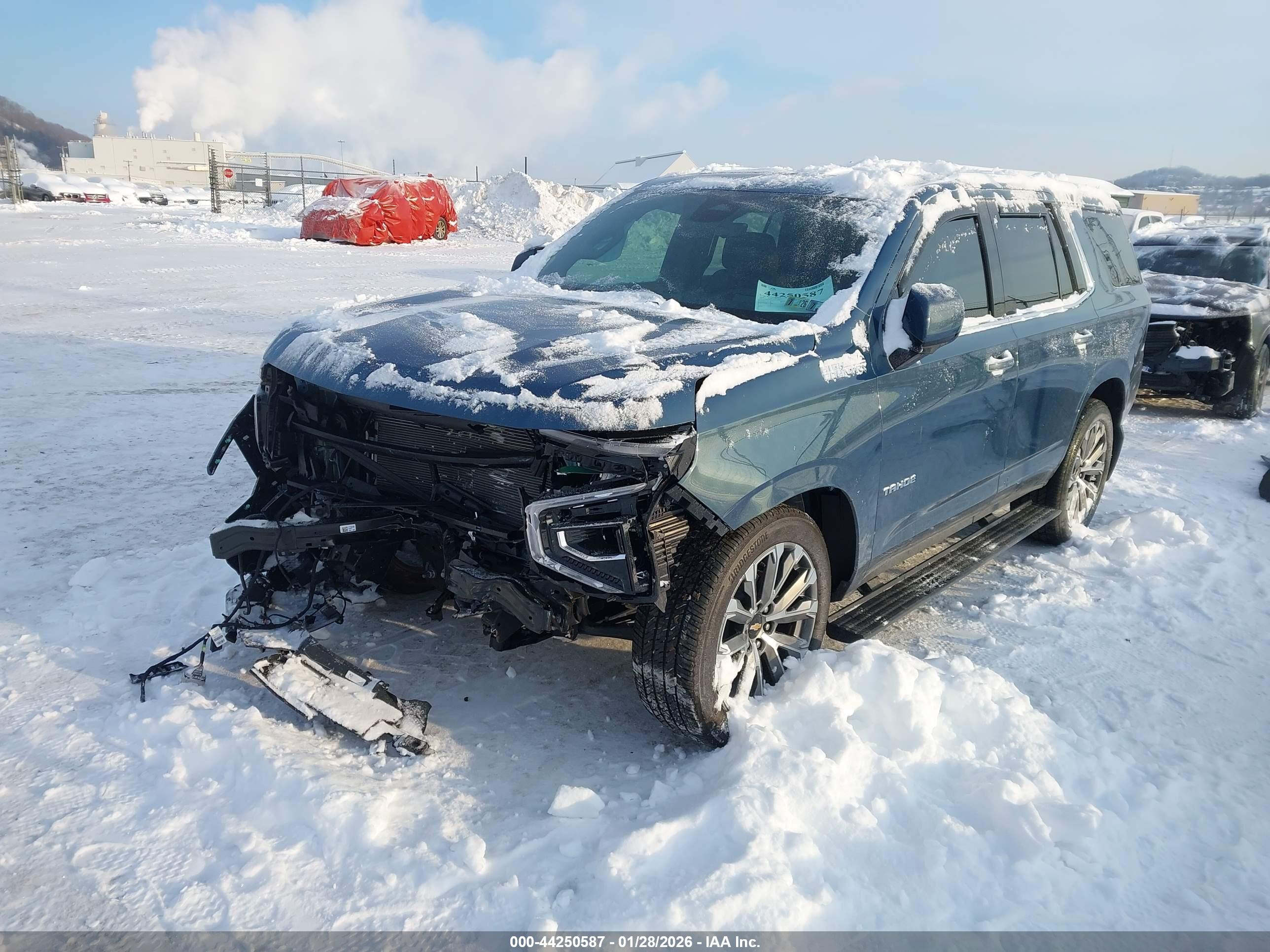 CHEVROLET TAHOE image 2