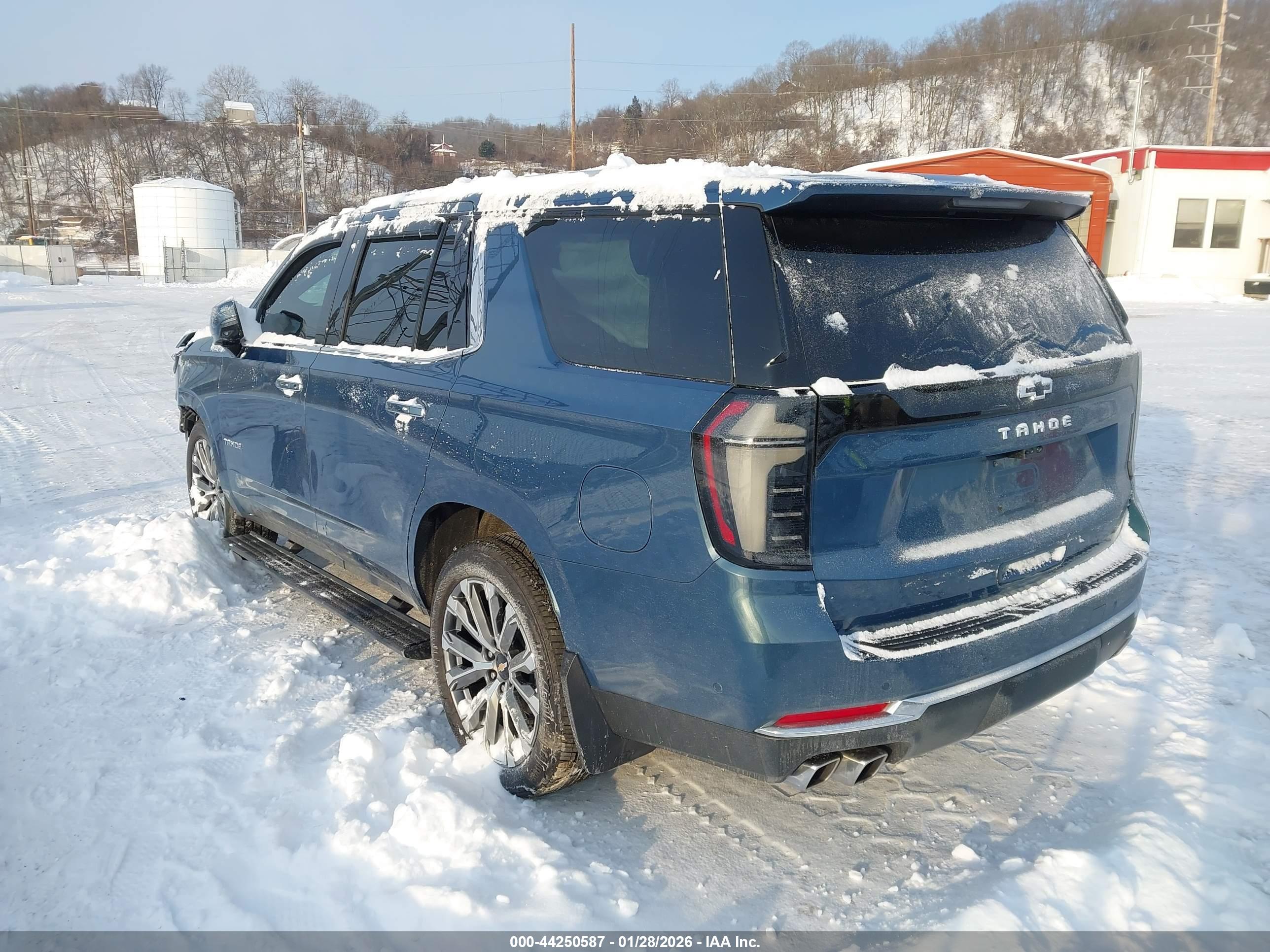 CHEVROLET TAHOE image 3