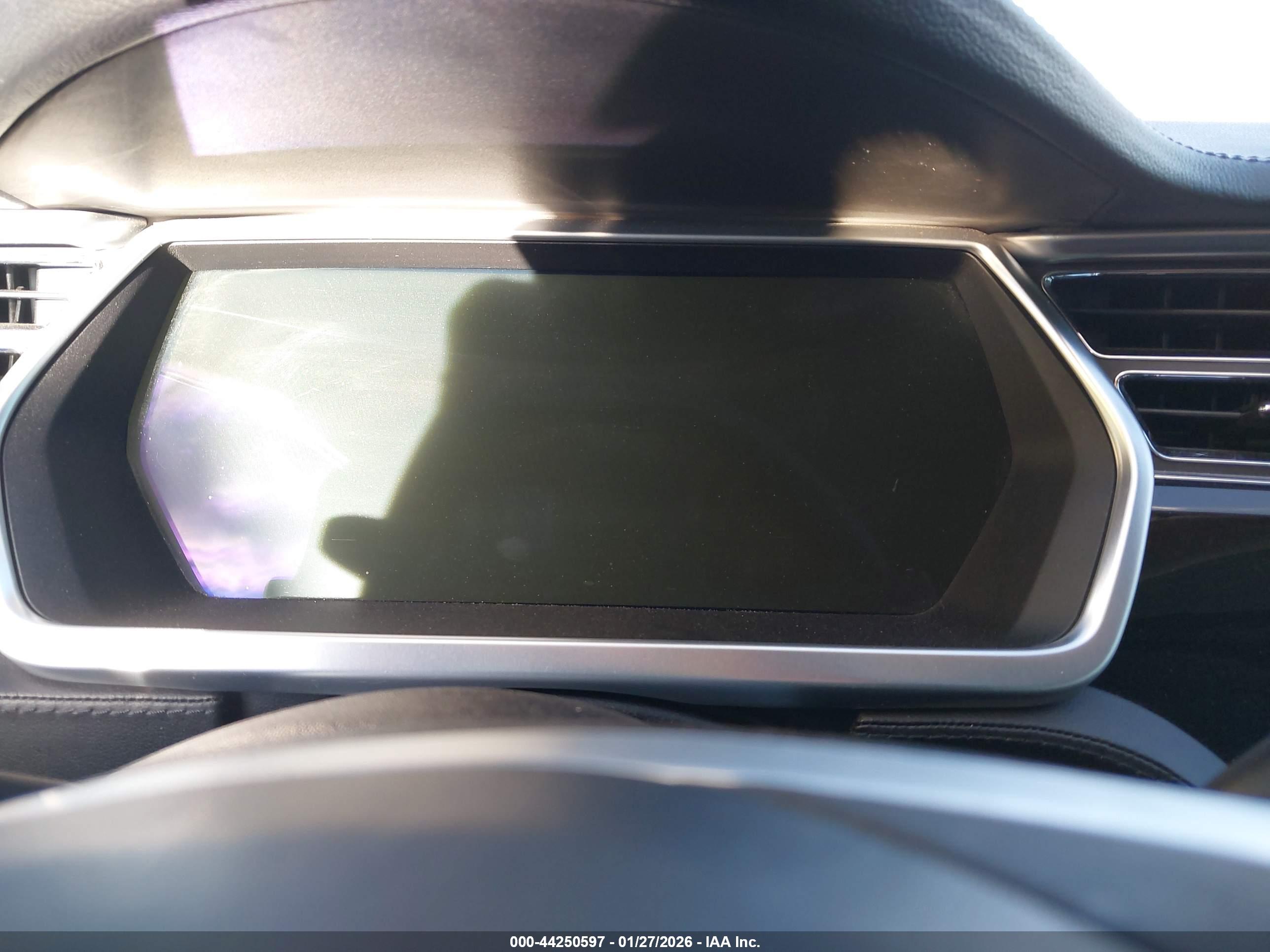 TESLA MODEL image 7