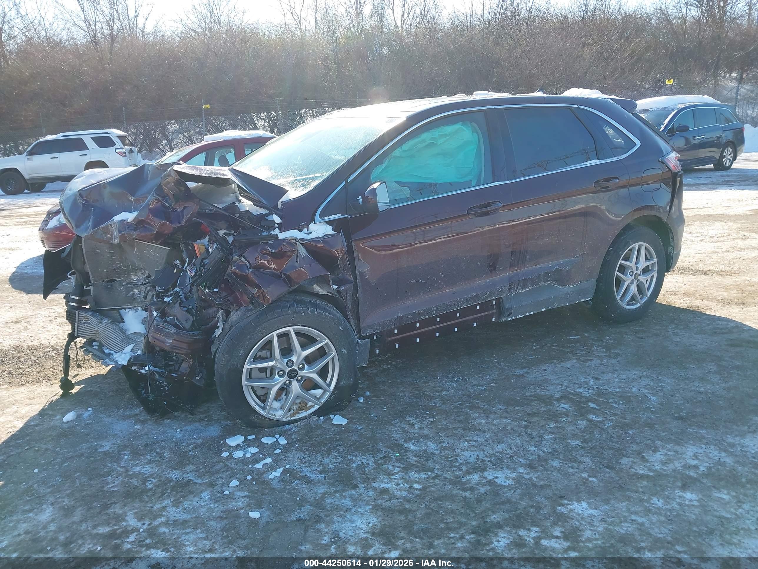 FORD EDGE image 2