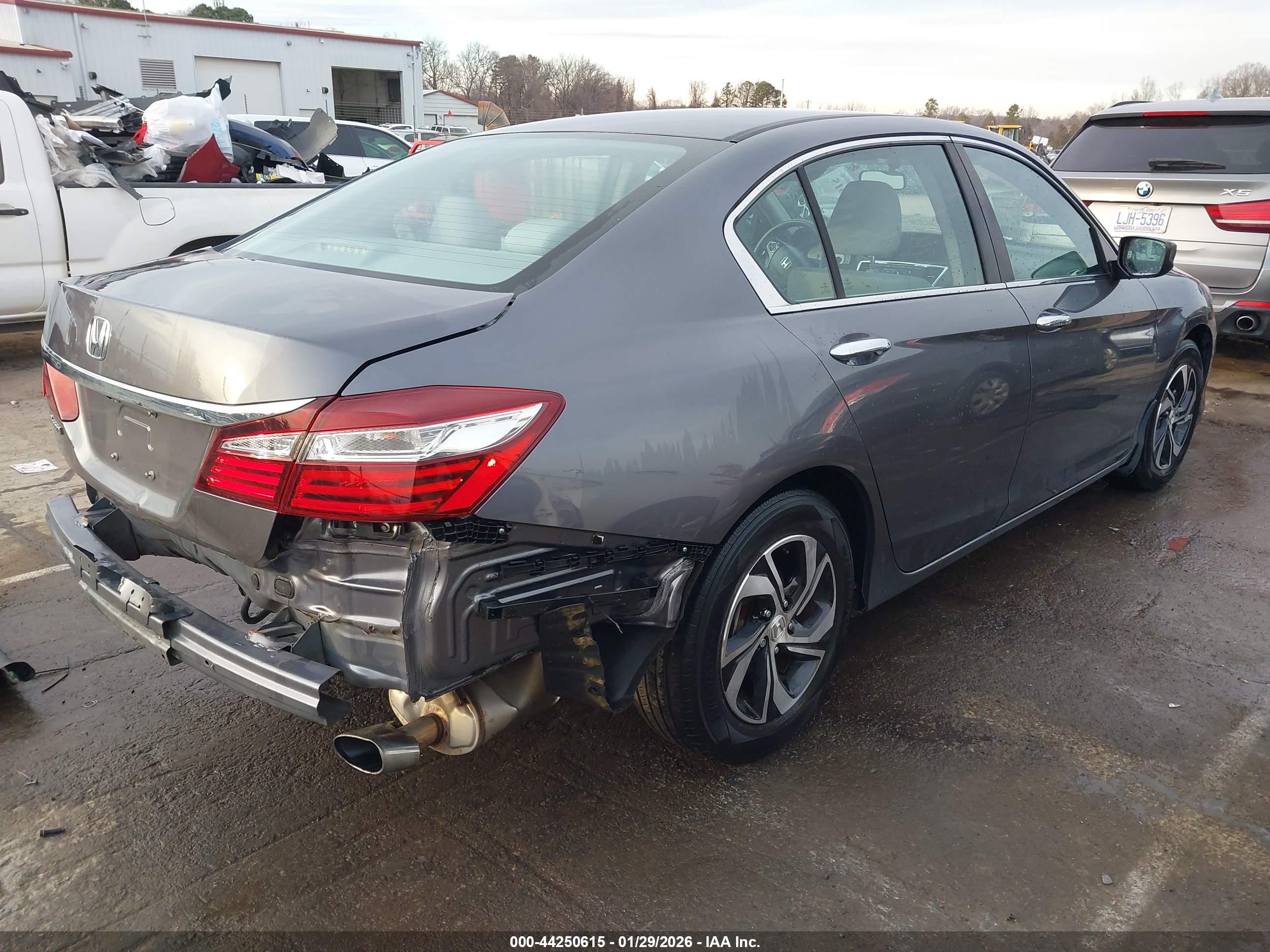 HONDA ACCORD image 4