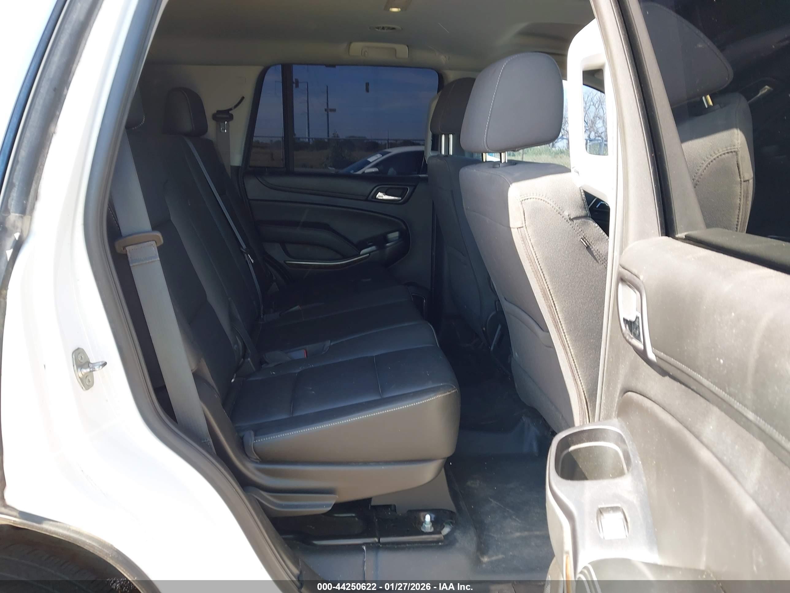 CHEVROLET TAHOE image 8