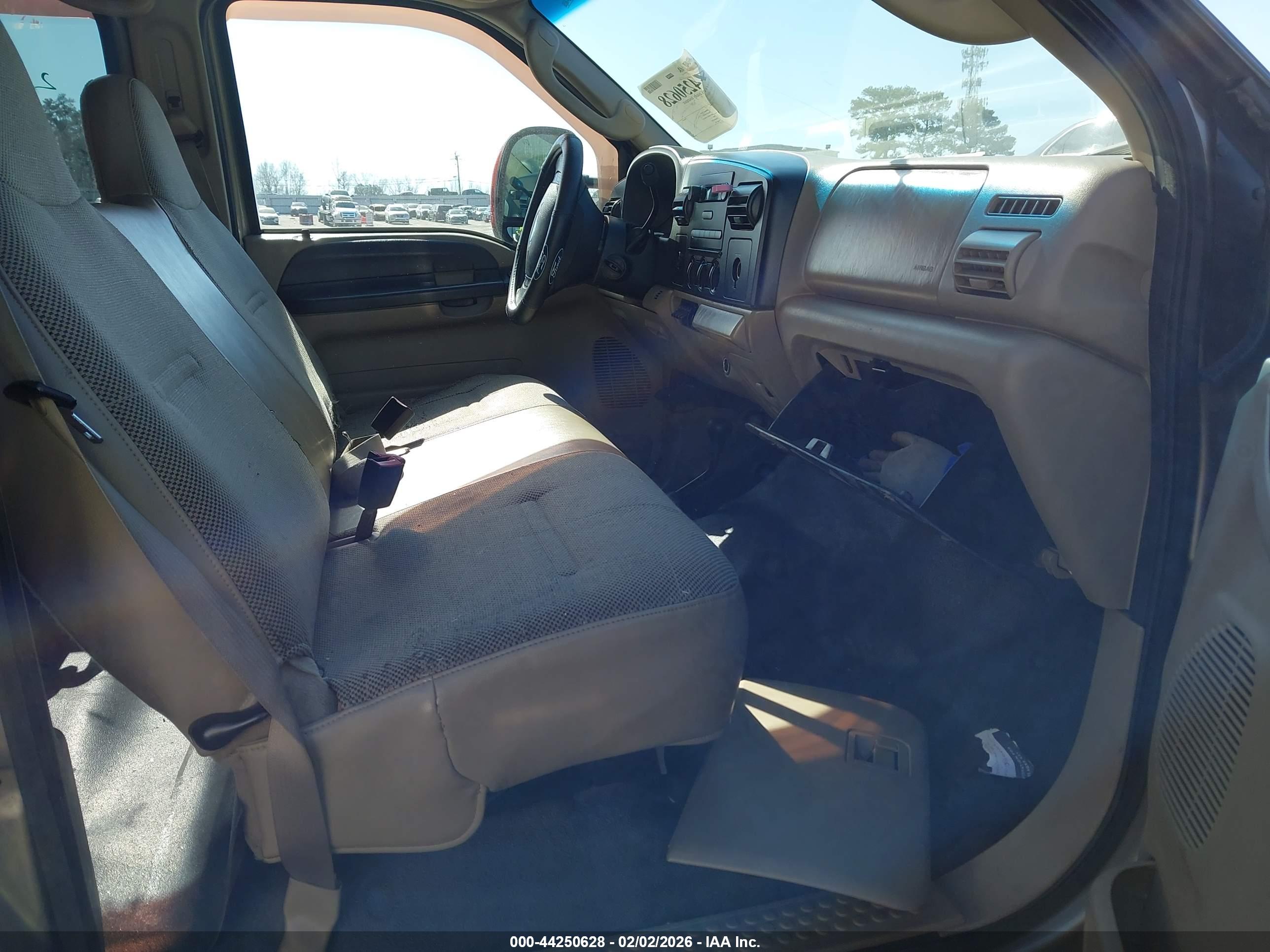 FORD F-350 image 5