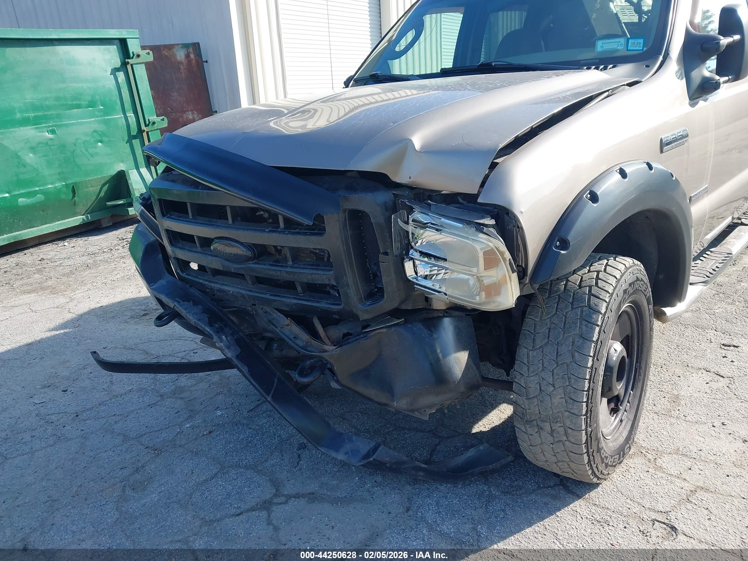 FORD F-350 image 6