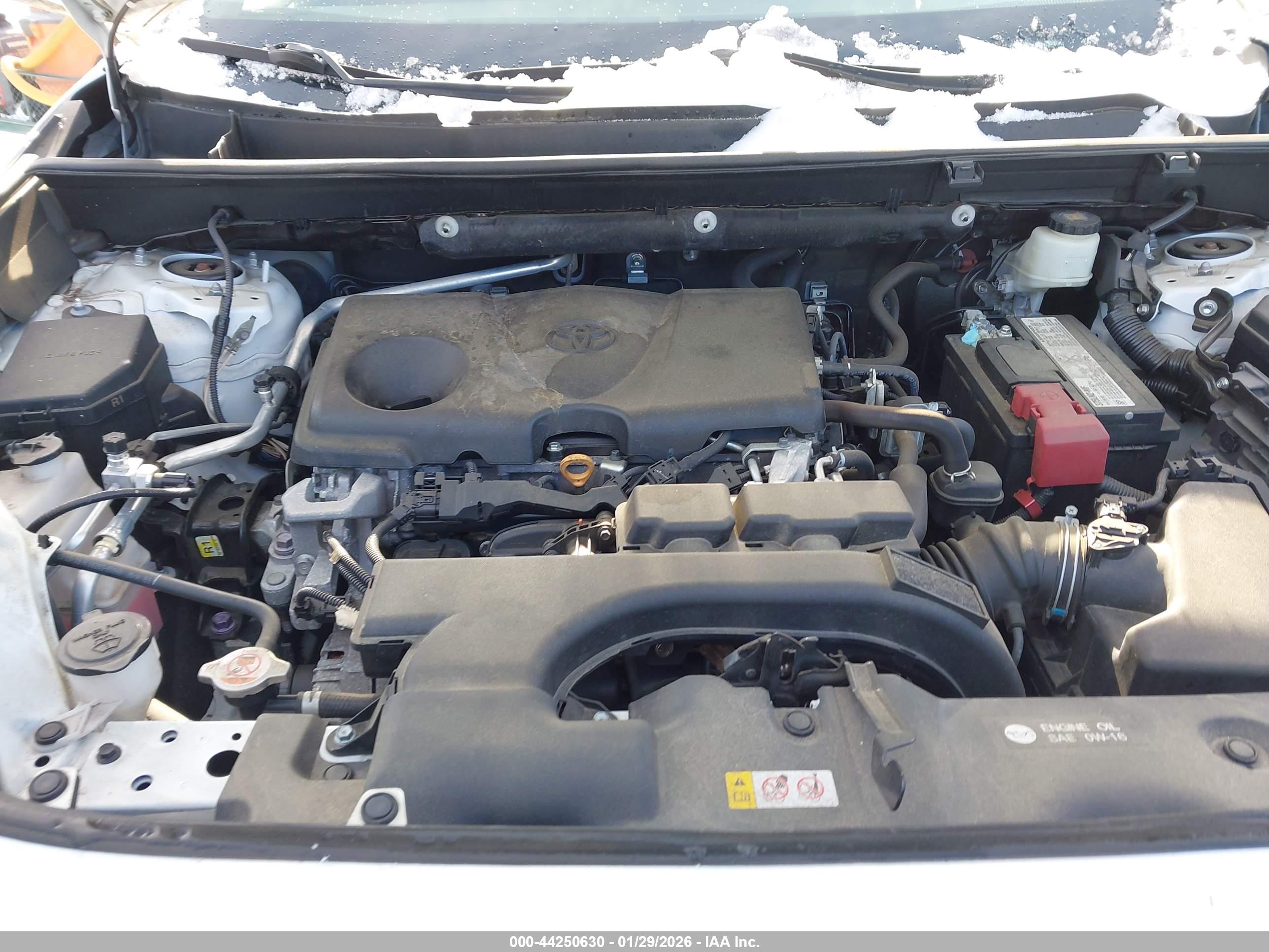 TOYOTA RAV4 image 10
