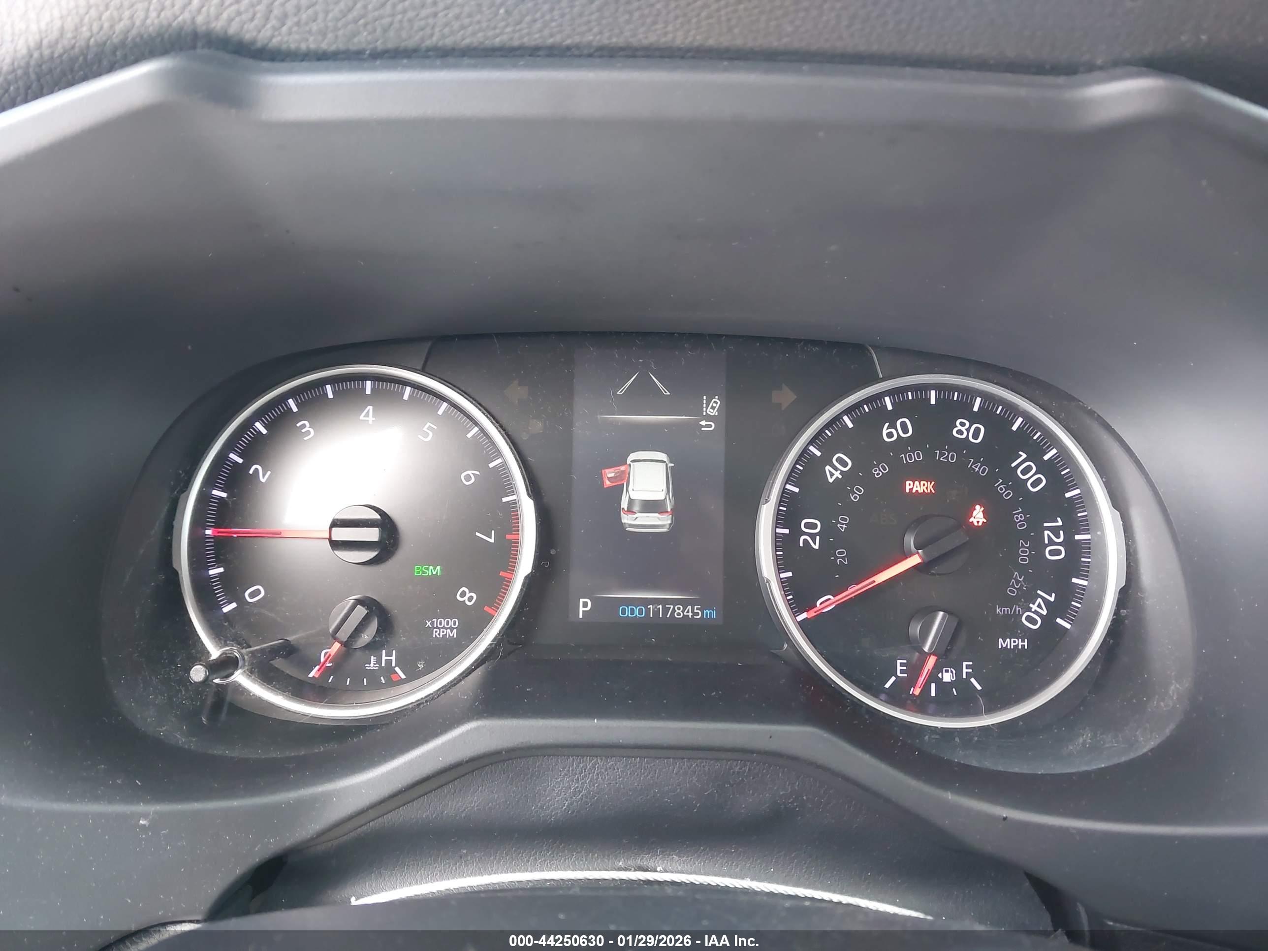 TOYOTA RAV4 image 7