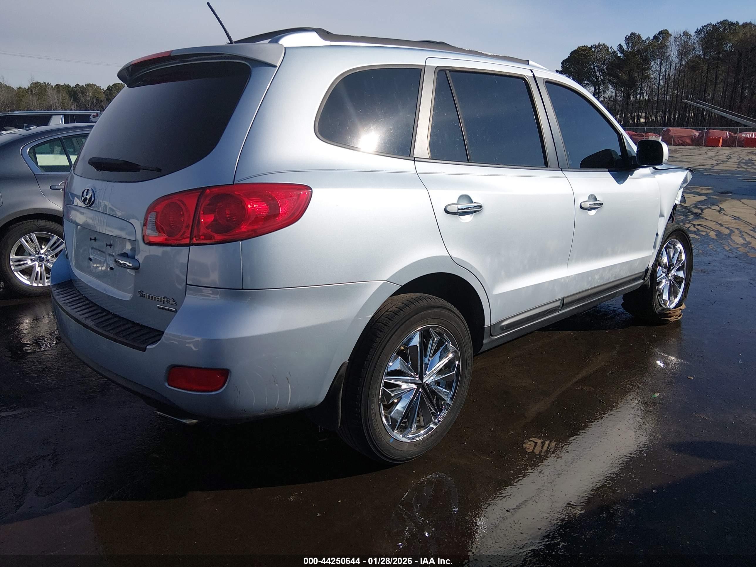 HYUNDAI SANTA image 4