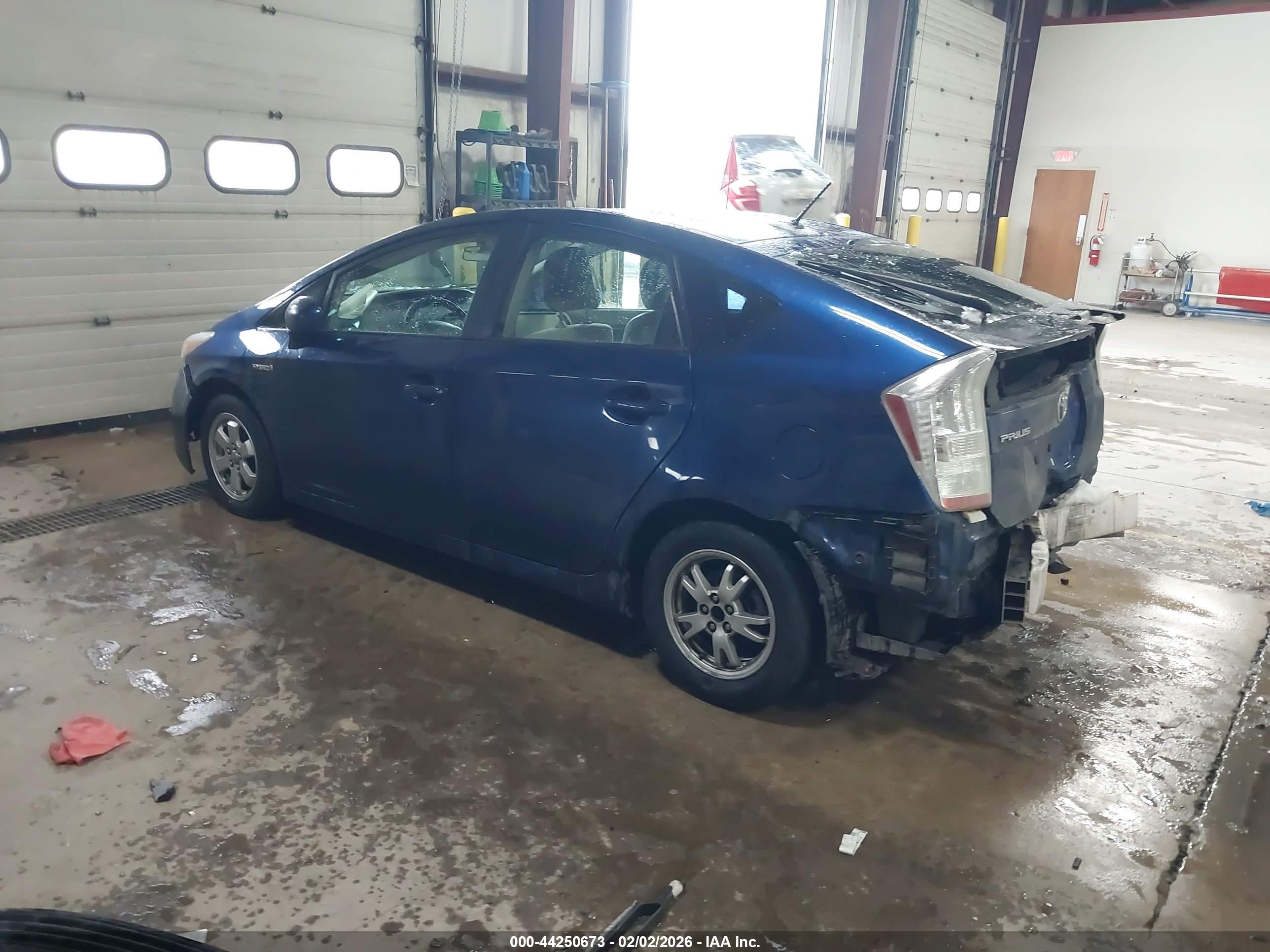 TOYOTA PRIUS image 3