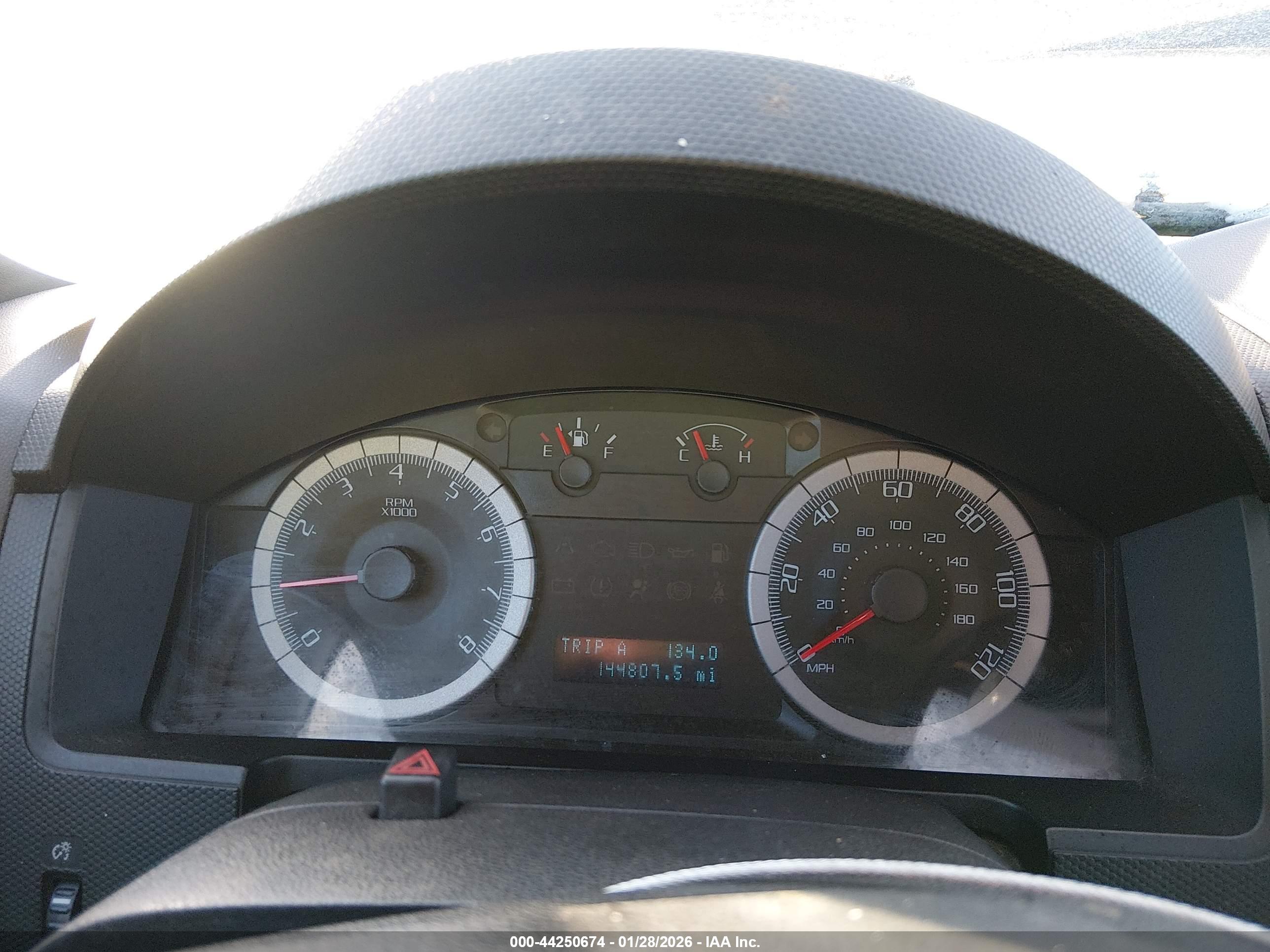 FORD ESCAPE image 7